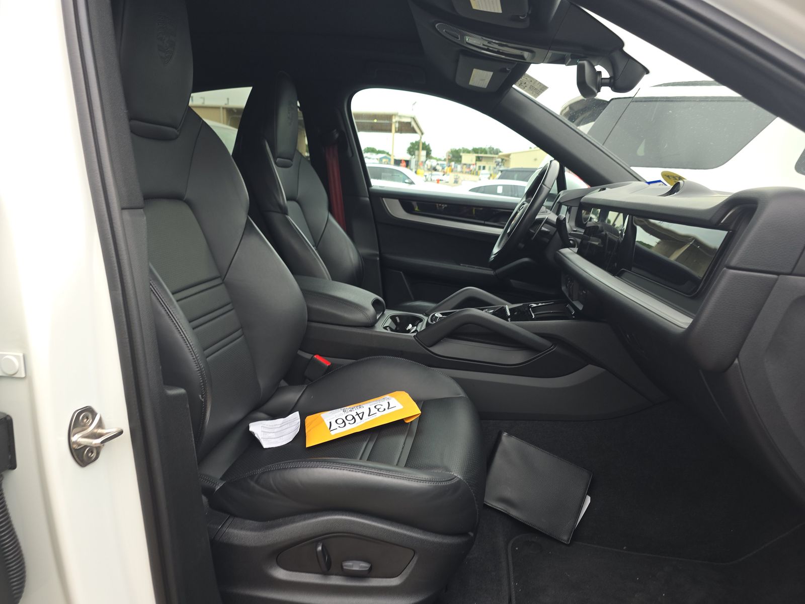 2024 Porsche Cayenne Base AWD