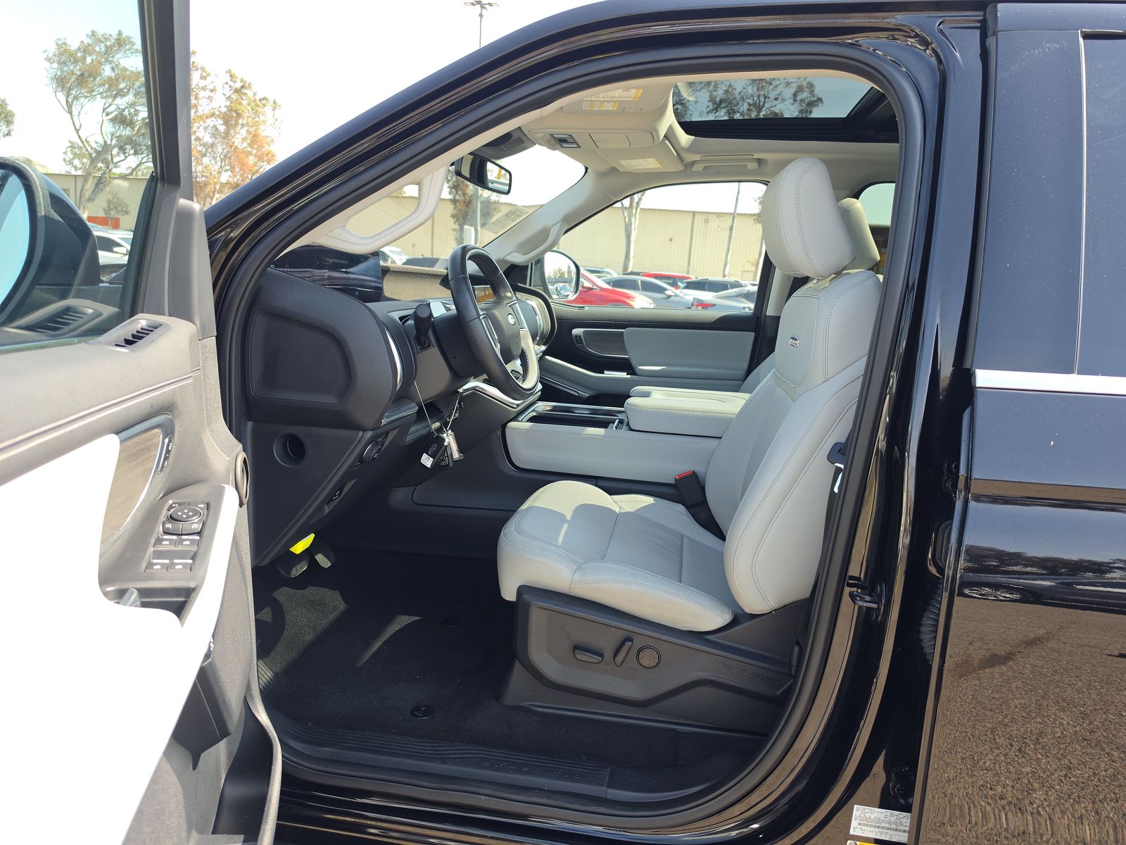 FORD EXPEDITION - 8