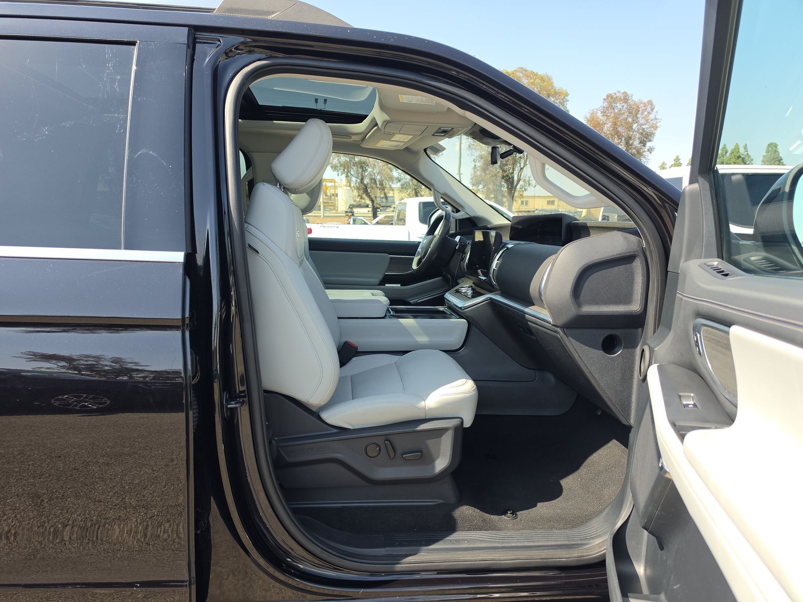 FORD EXPEDITION - 9