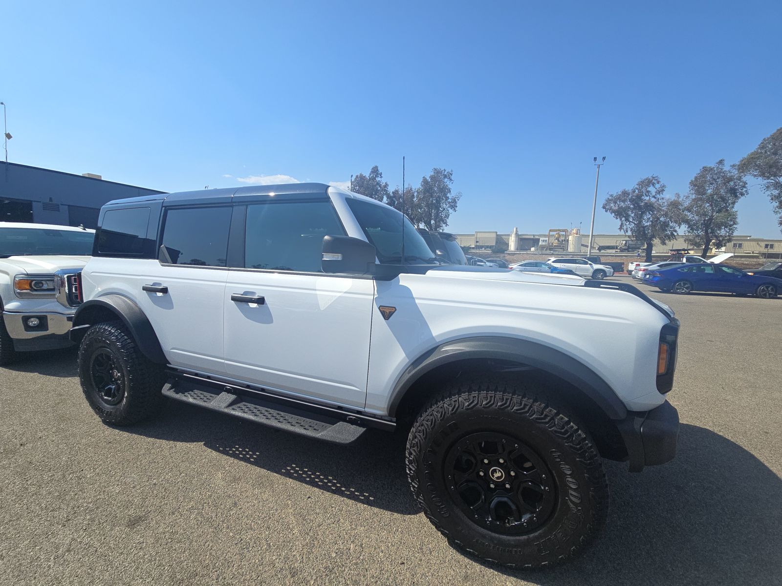 FORD BRONCO - 4