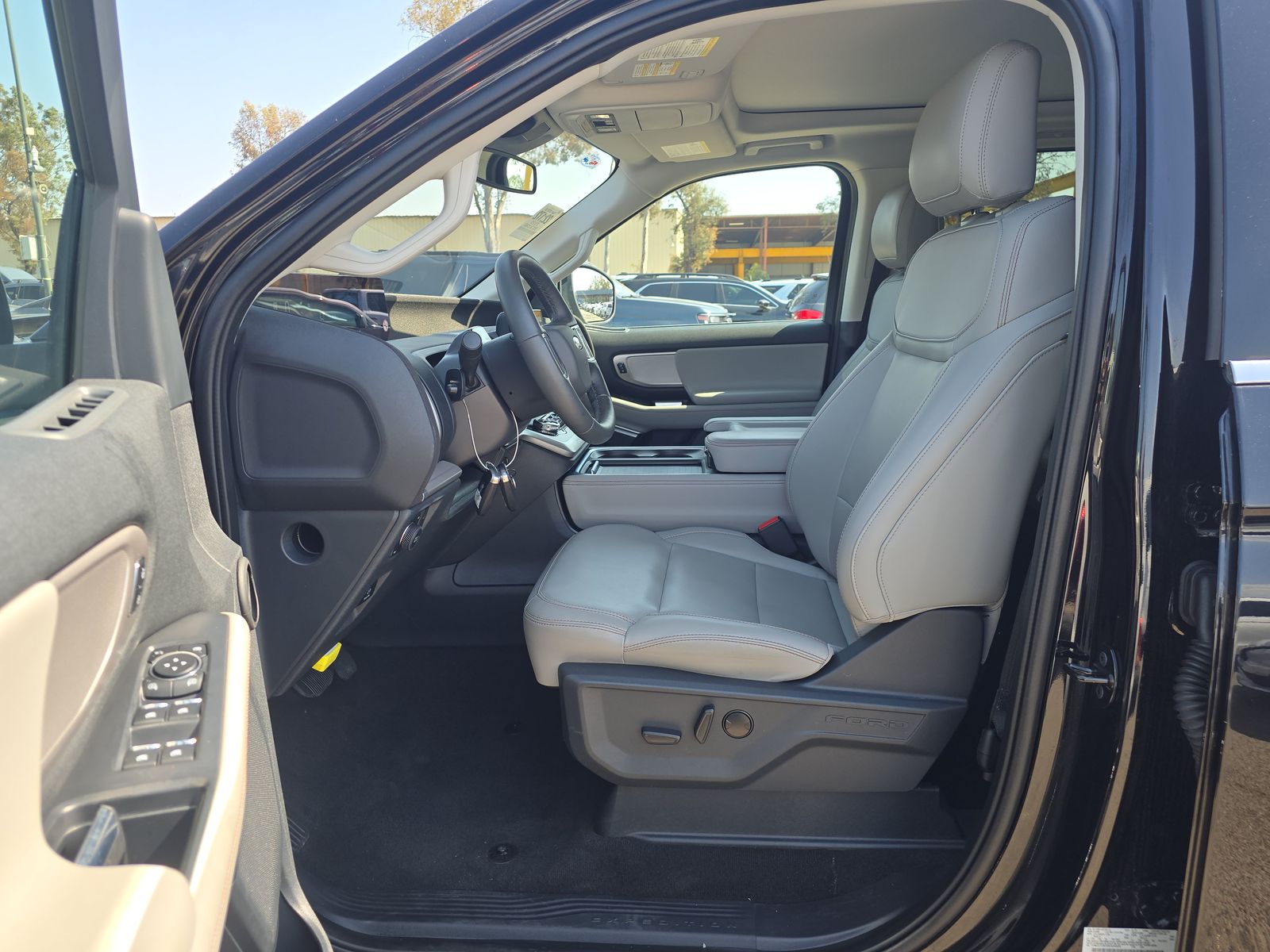 FORD EXPEDITION - 8