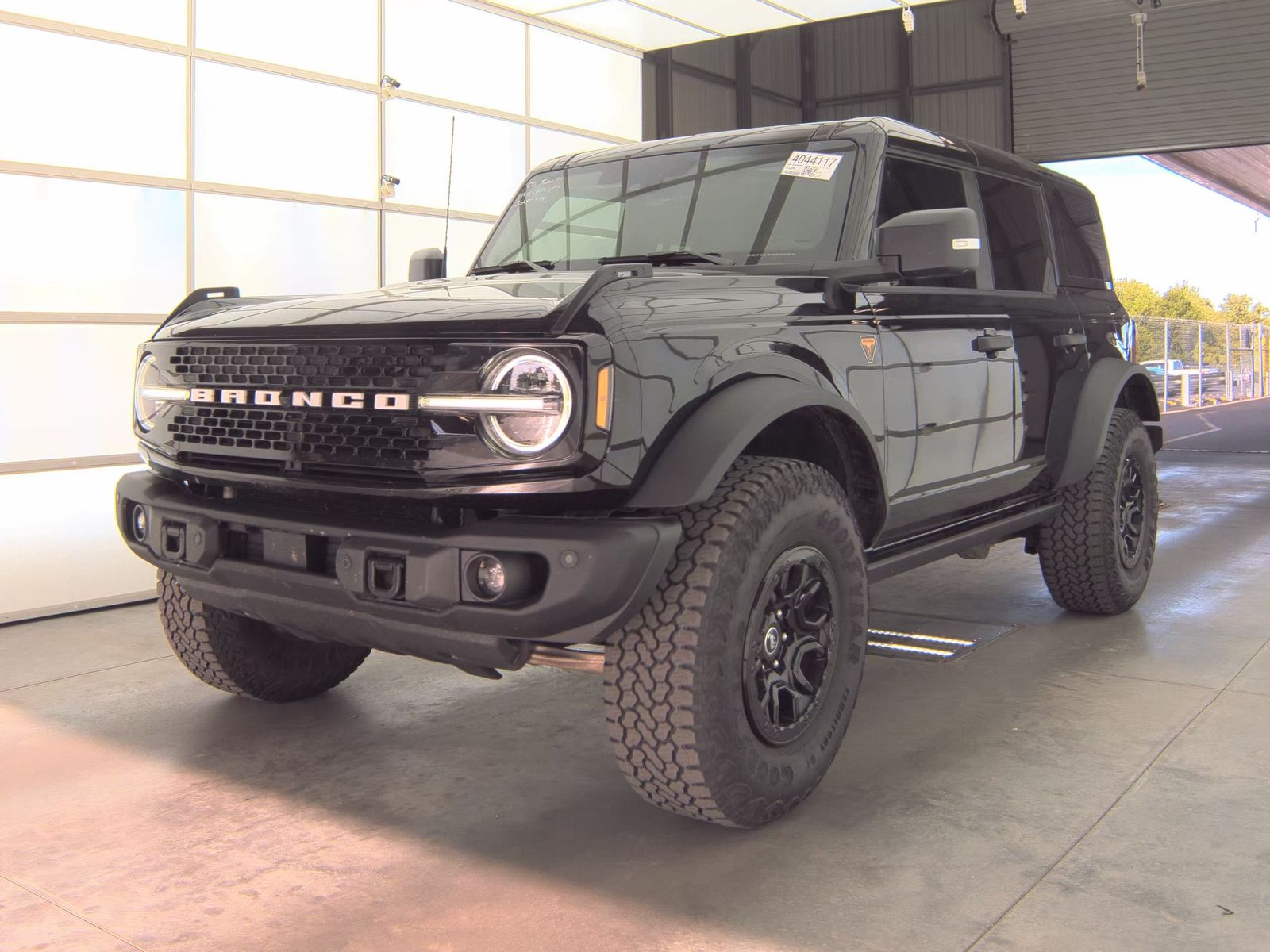 FORD BRONCO - 1