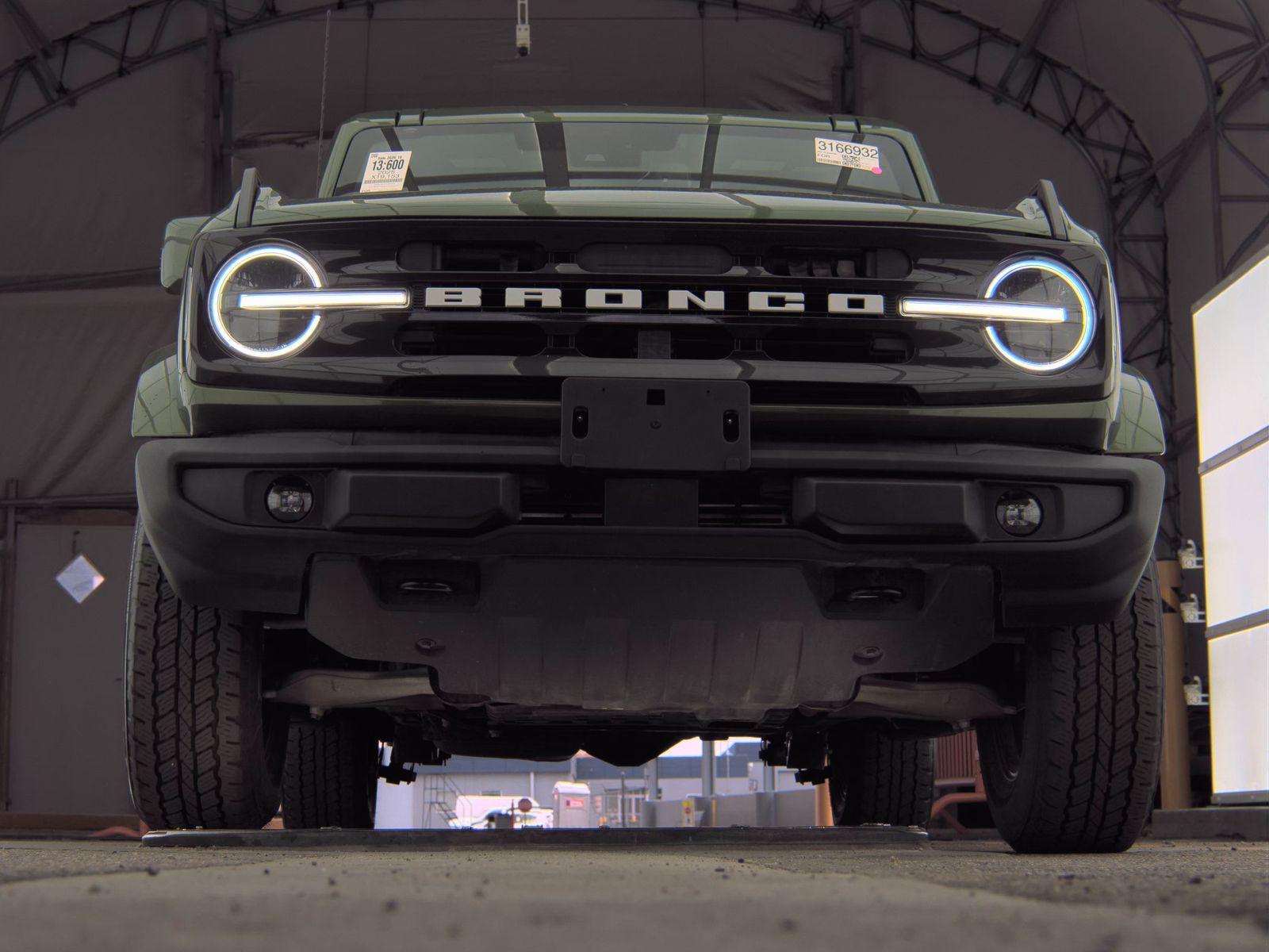 FORD BRONCO - 4
