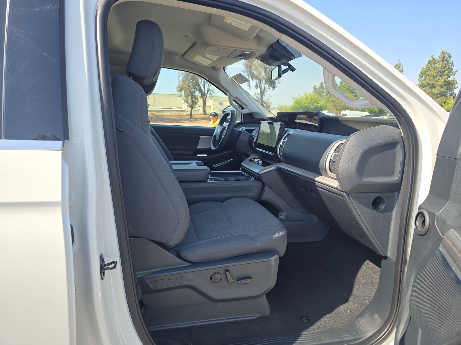 FORD EXPEDITION MAX - 9