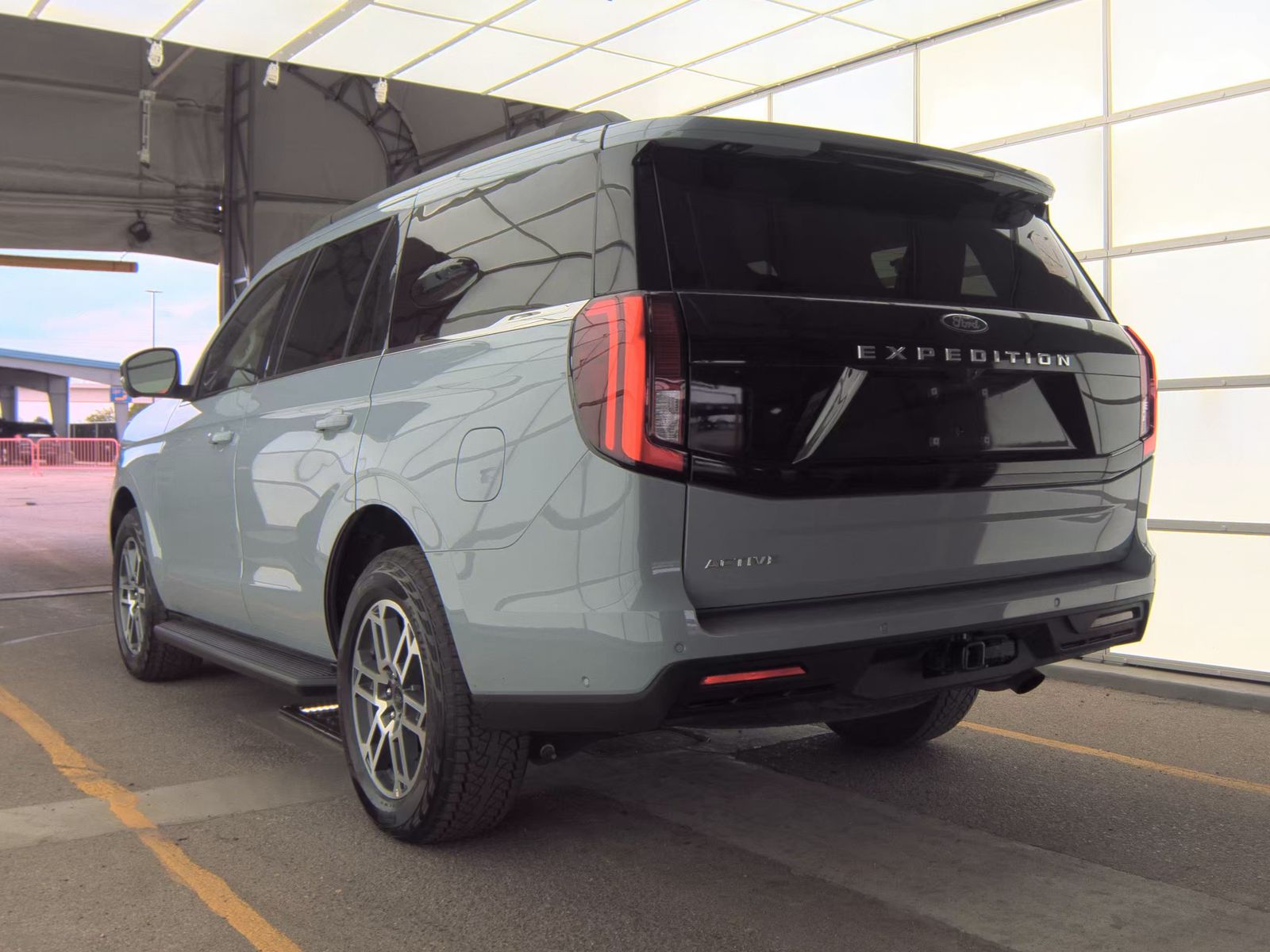 FORD EXPEDITION - 9