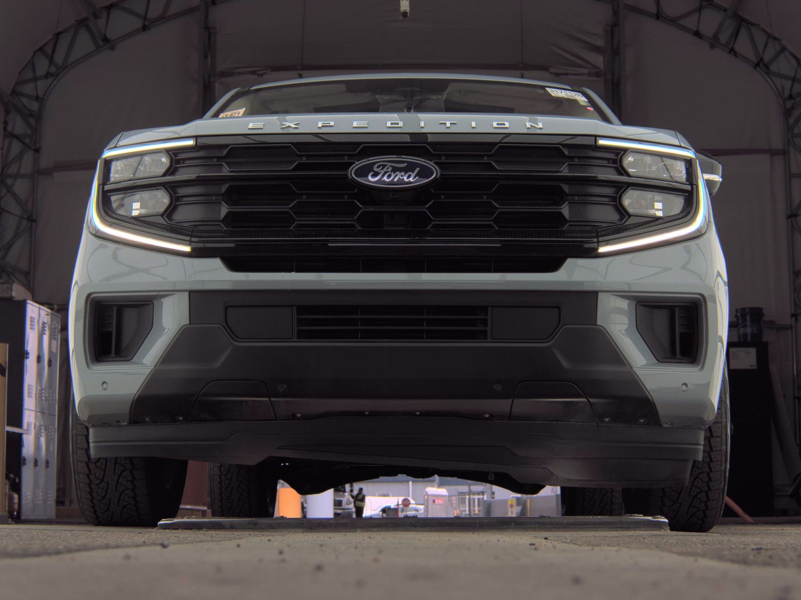 FORD EXPEDITION - 4