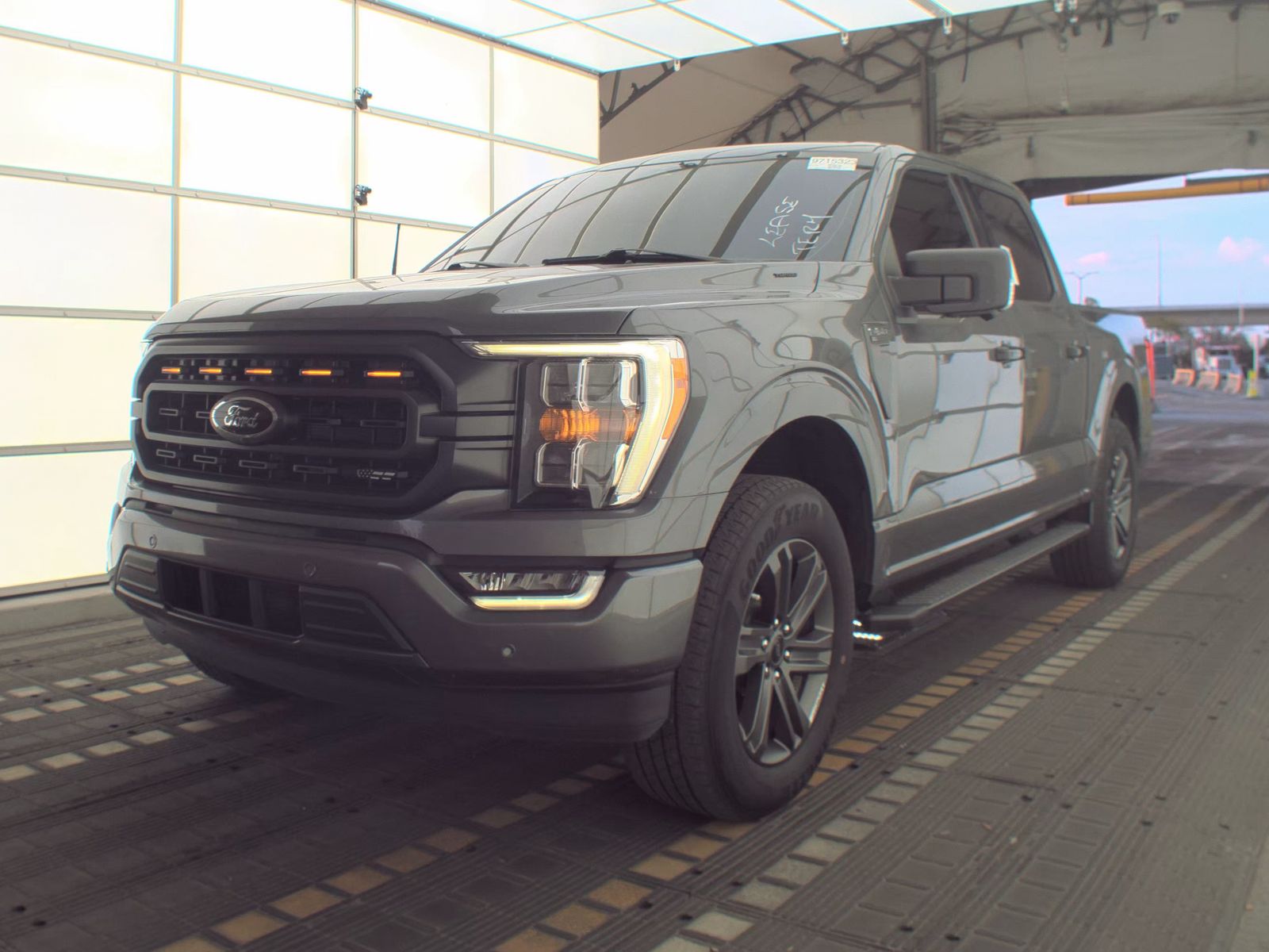 FORD F-150 - 1
