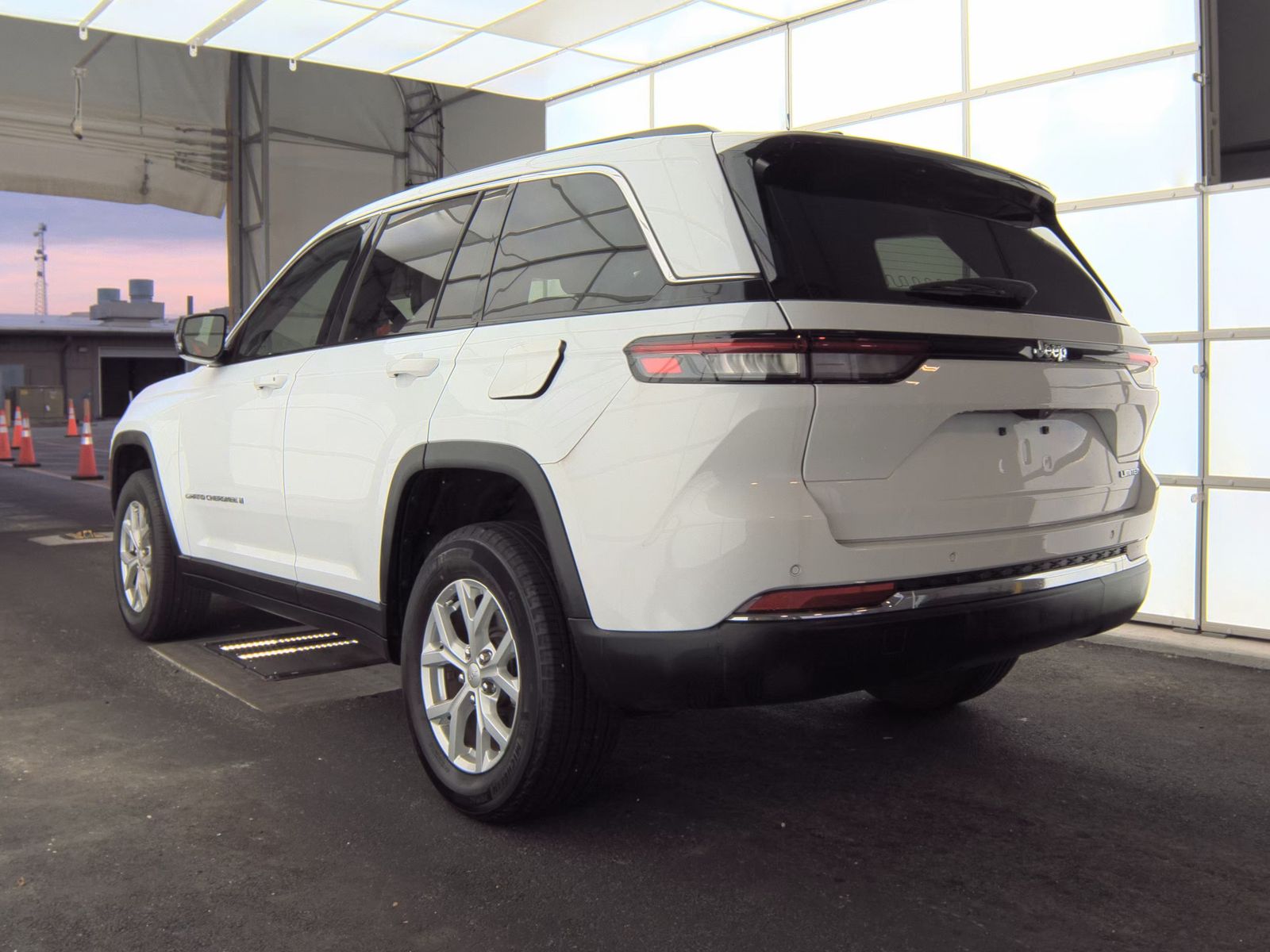 2023 Jeep Grand Cherokee Limited RWD
