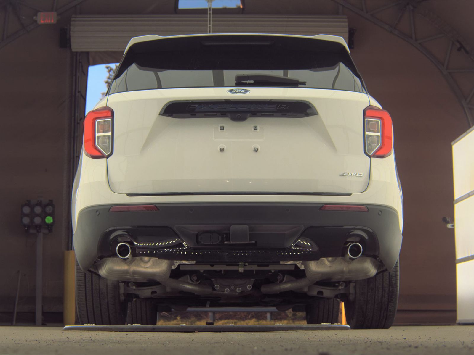 FORD EXPLORER - 8