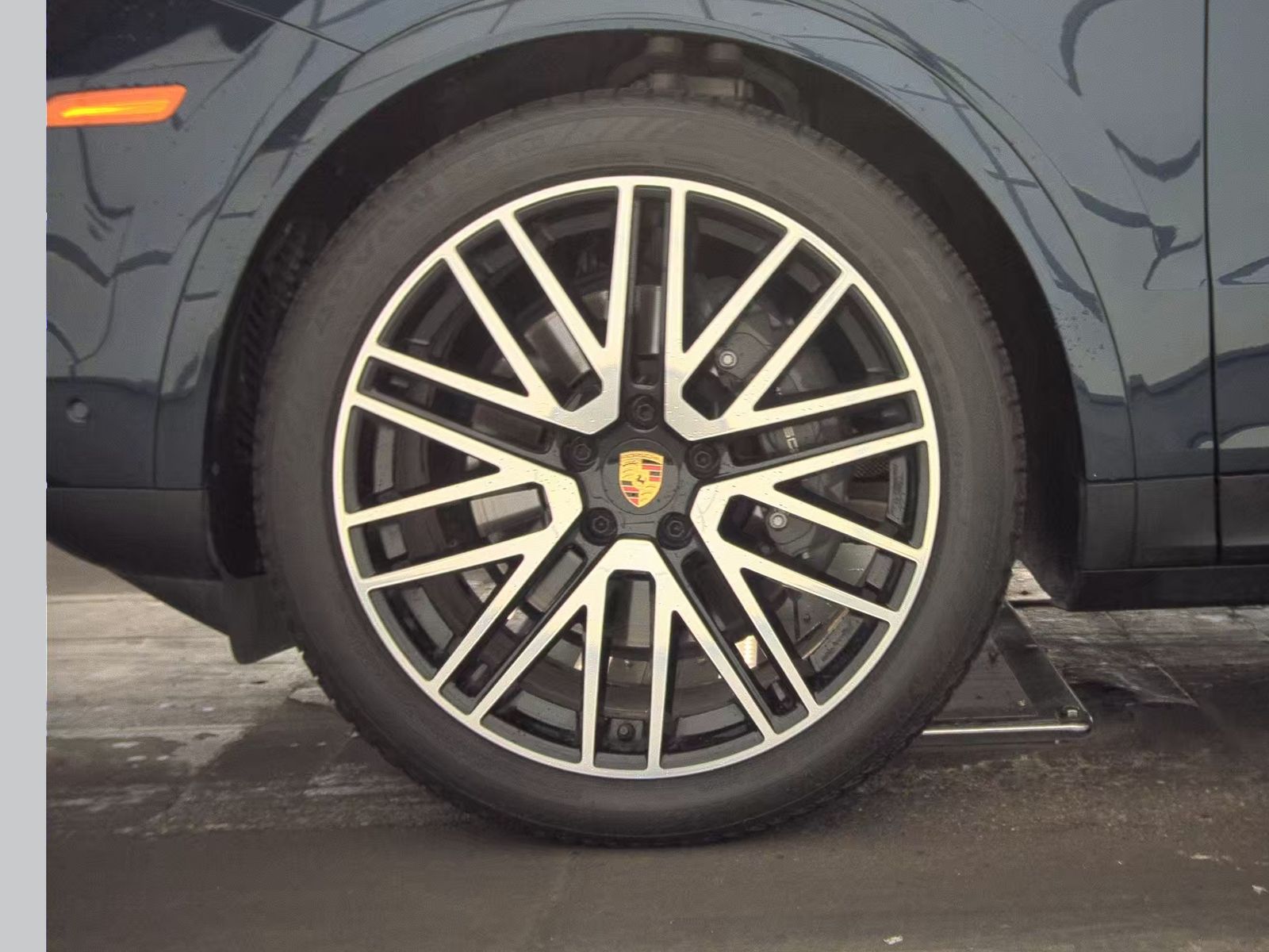 2024 Porsche Cayenne Base AWD