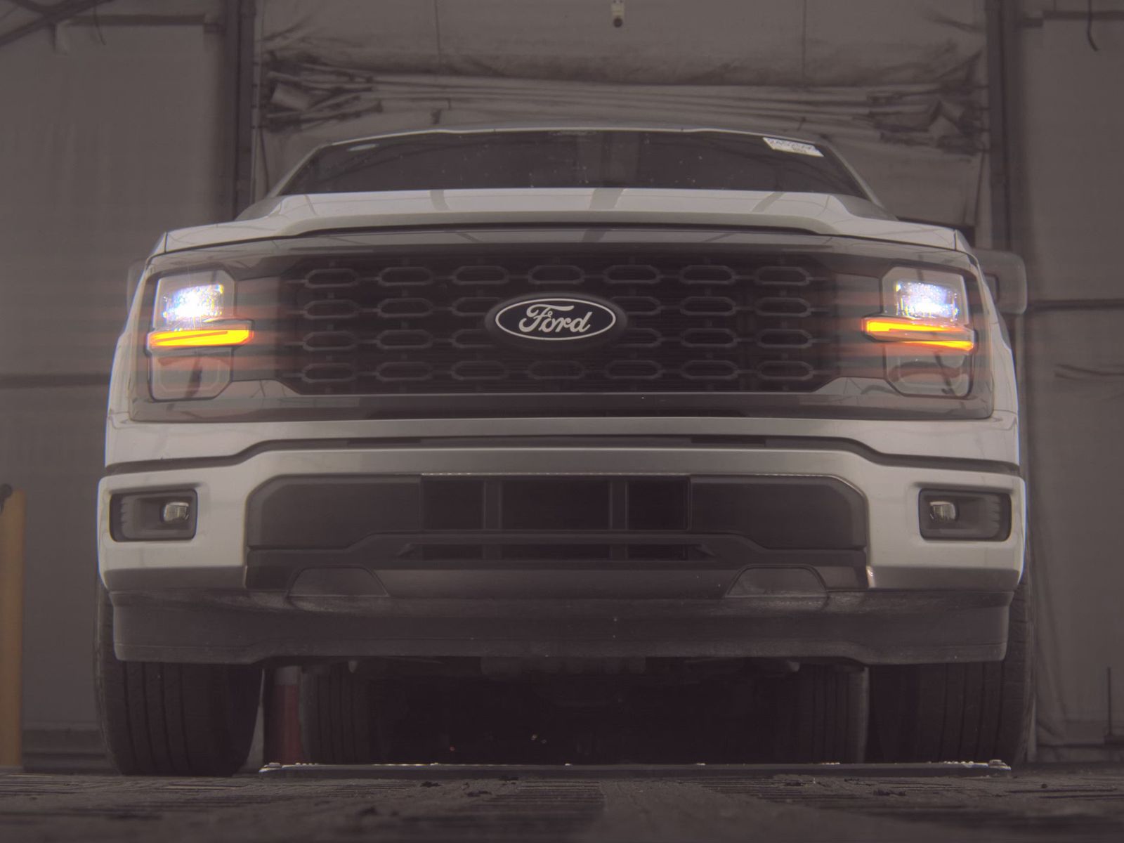FORD F-150 - 4