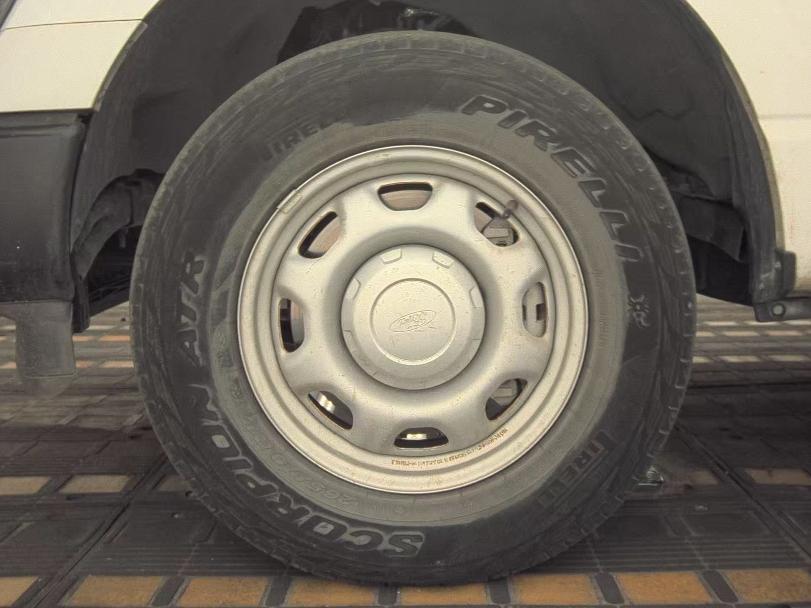 FORD F-150 - 10