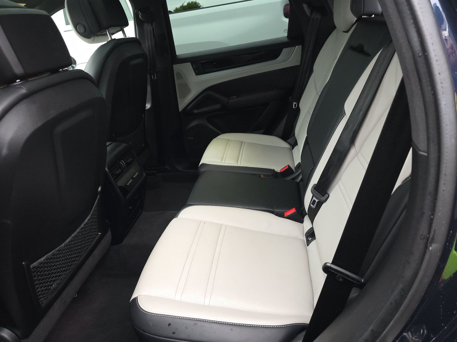 2024 Porsche Cayenne Base AWD