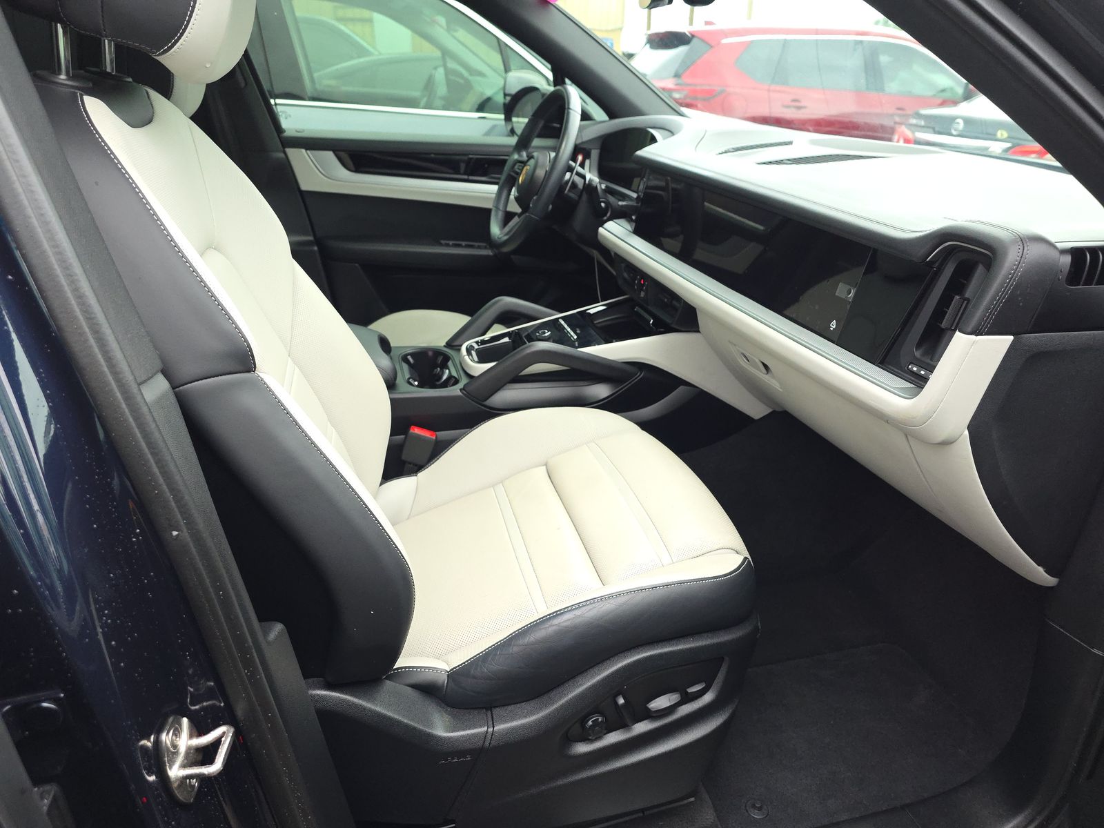 2024 Porsche Cayenne Base AWD
