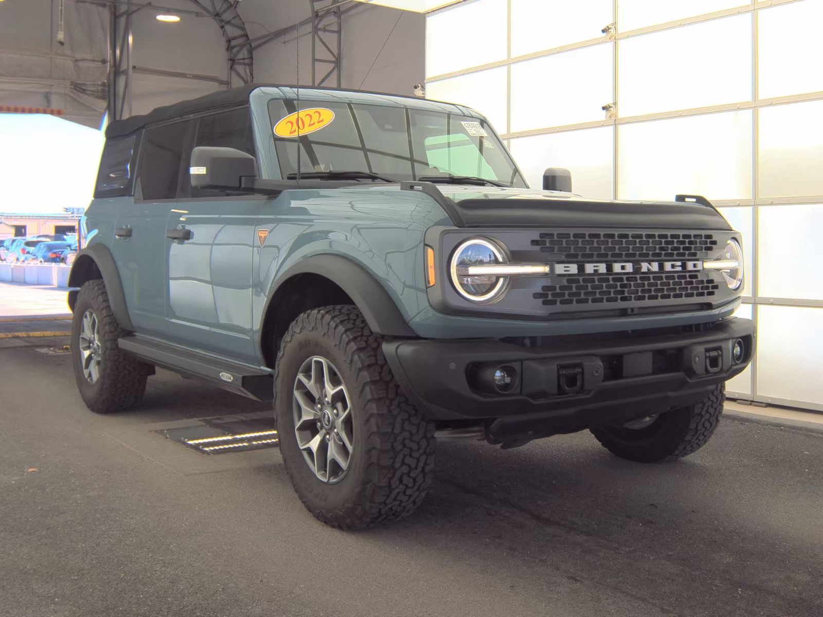 FORD BRONCO - 4