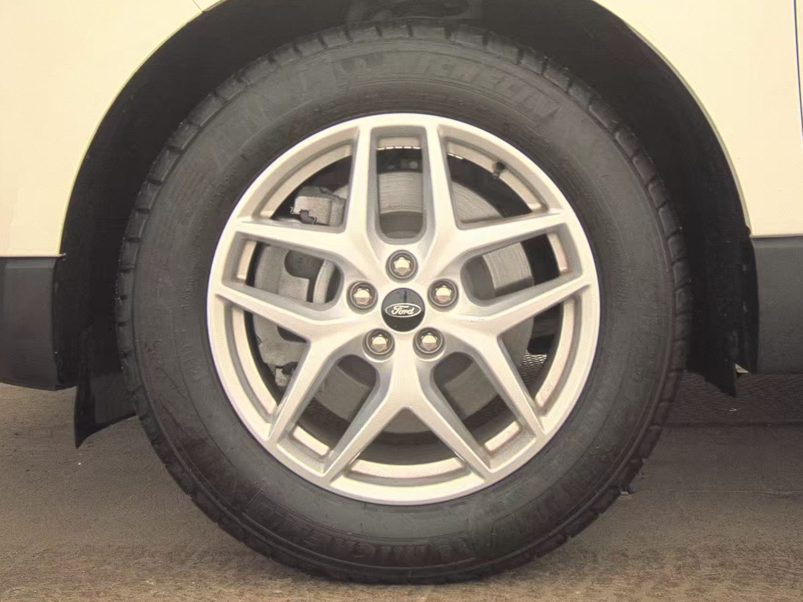 FORD EDGE - 10