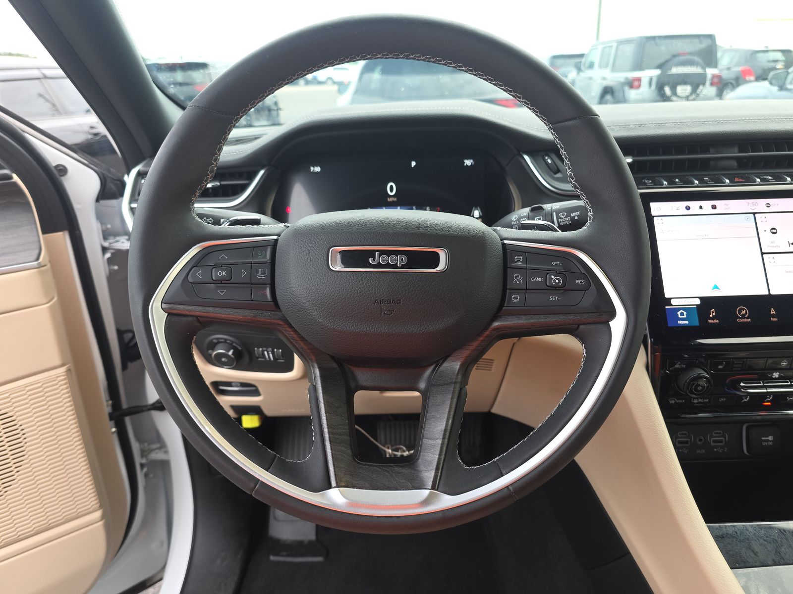 2023 Jeep Grand Cherokee Limited RWD