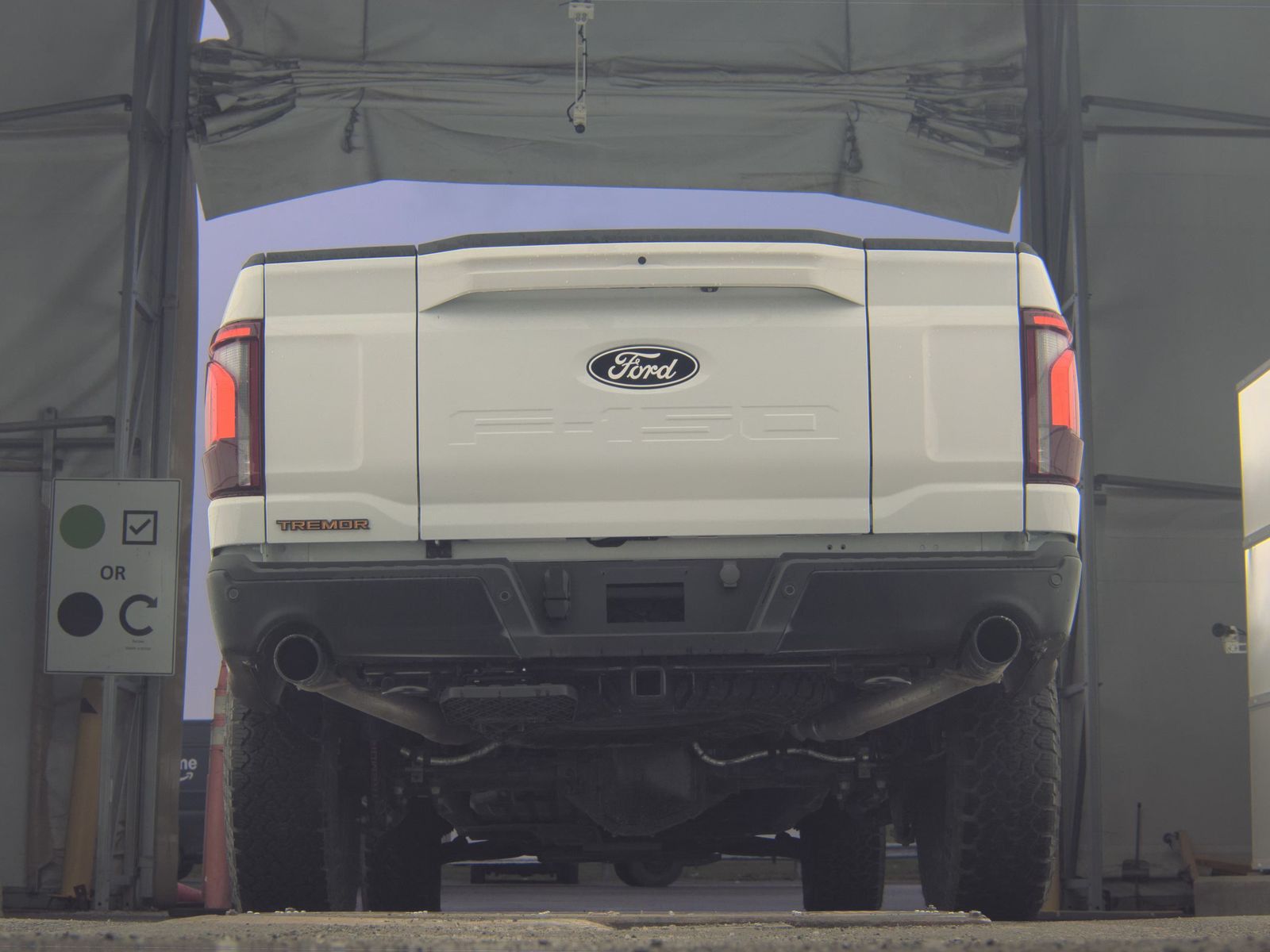 FORD F-150 - 8