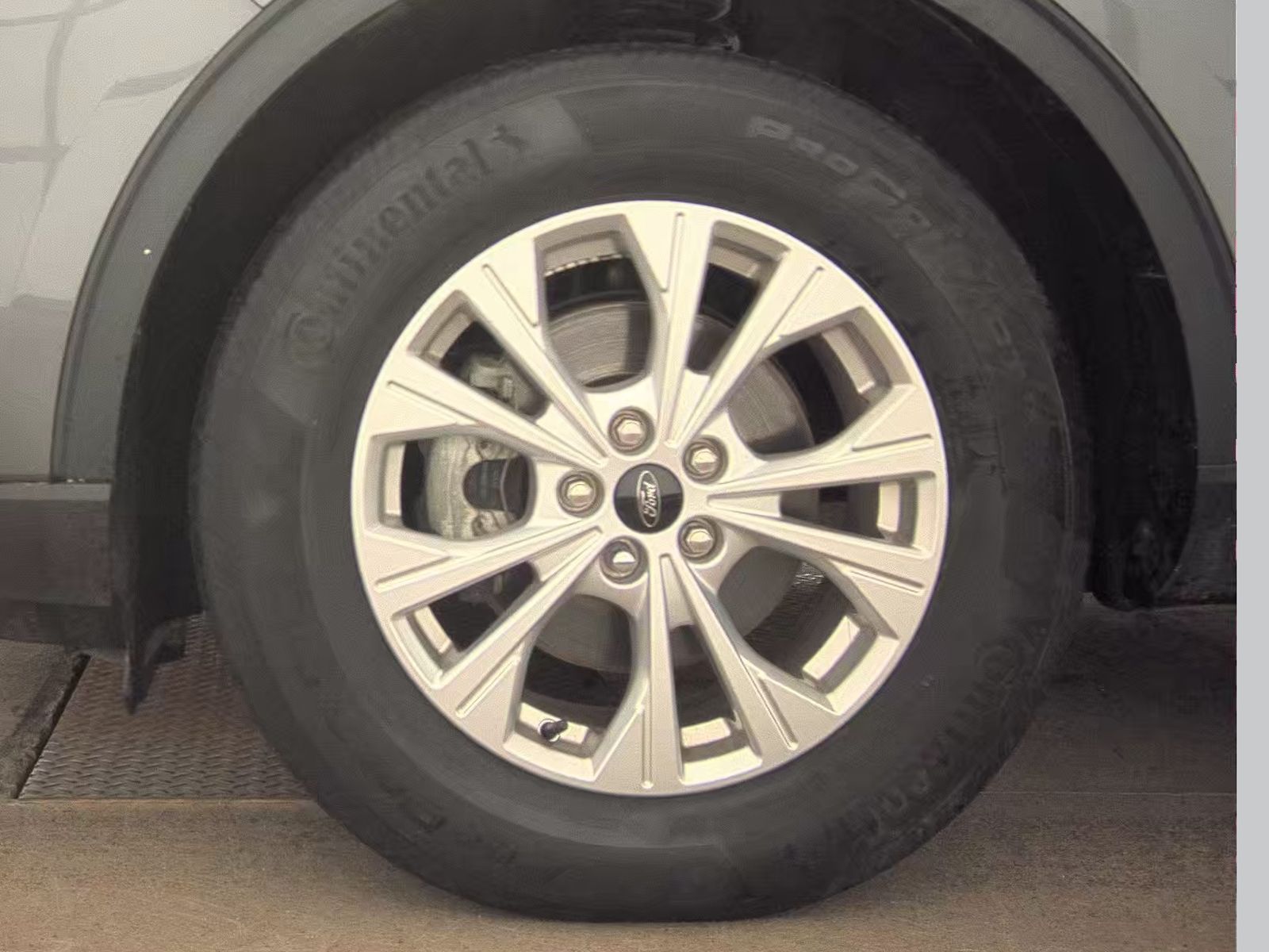 FORD ESCAPE - 10