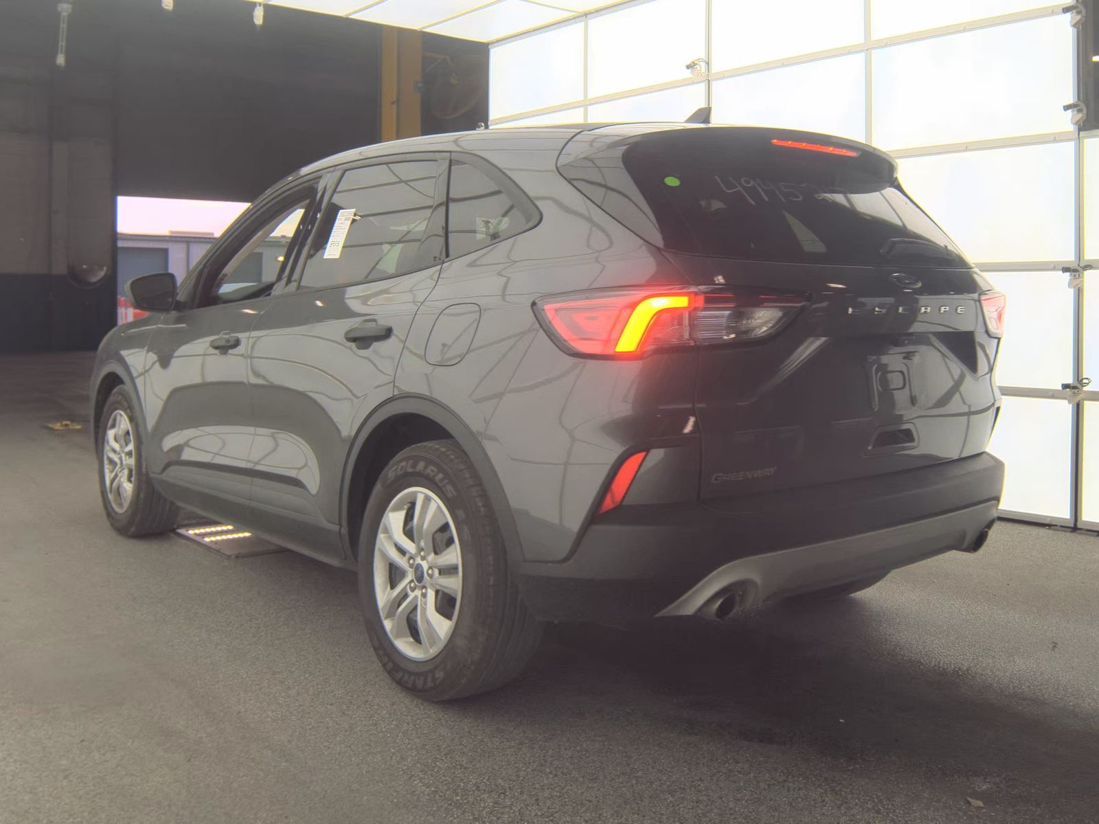 FORD ESCAPE - 9