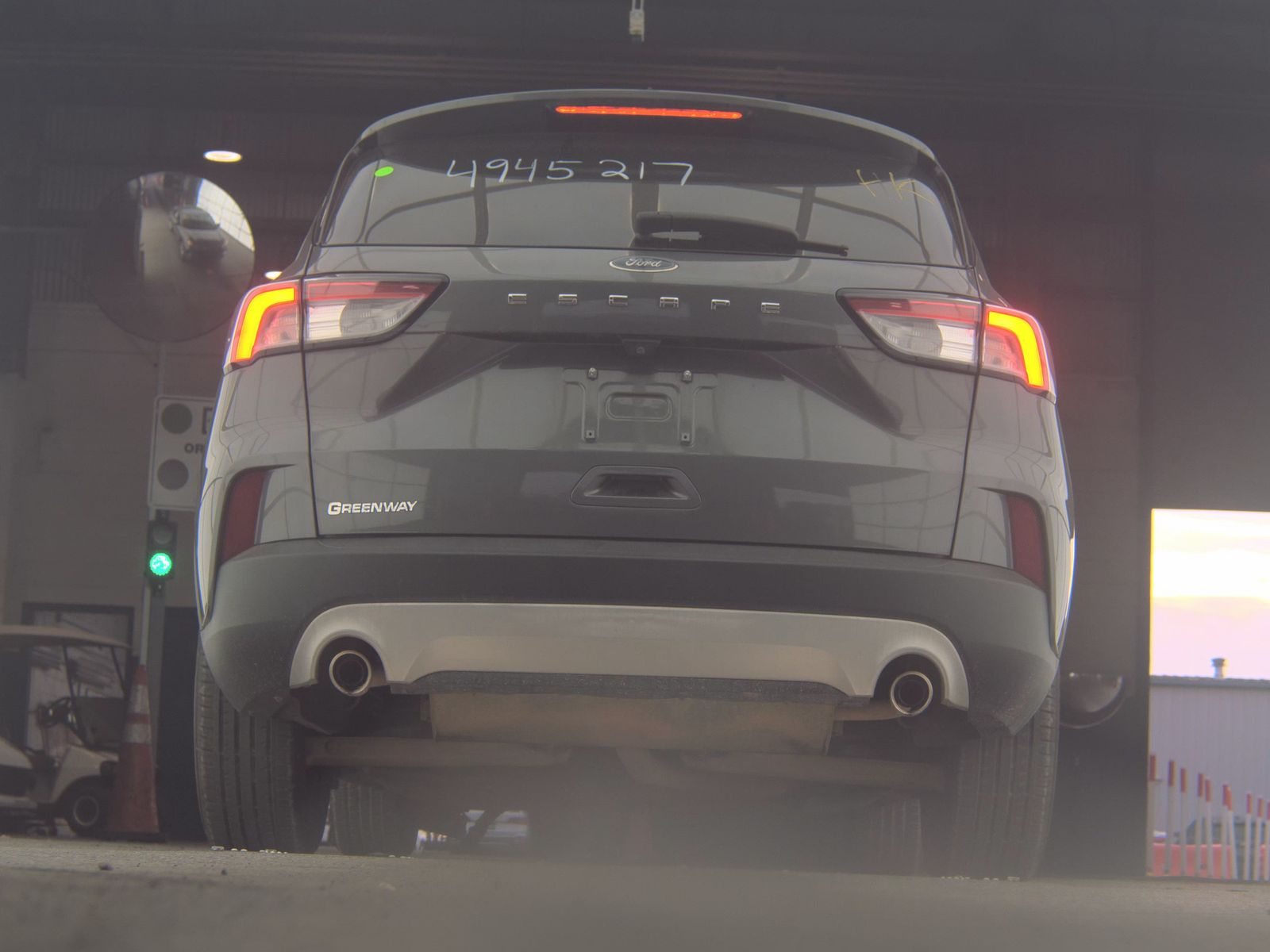 FORD ESCAPE - 8