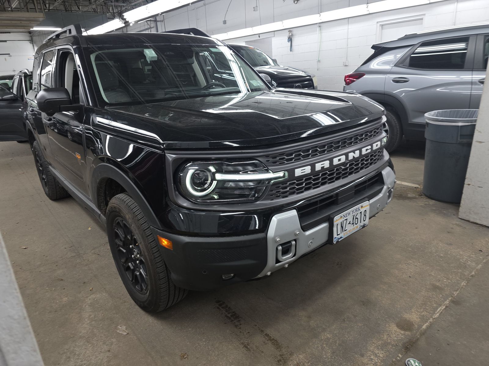 FORD BRONCO - 4