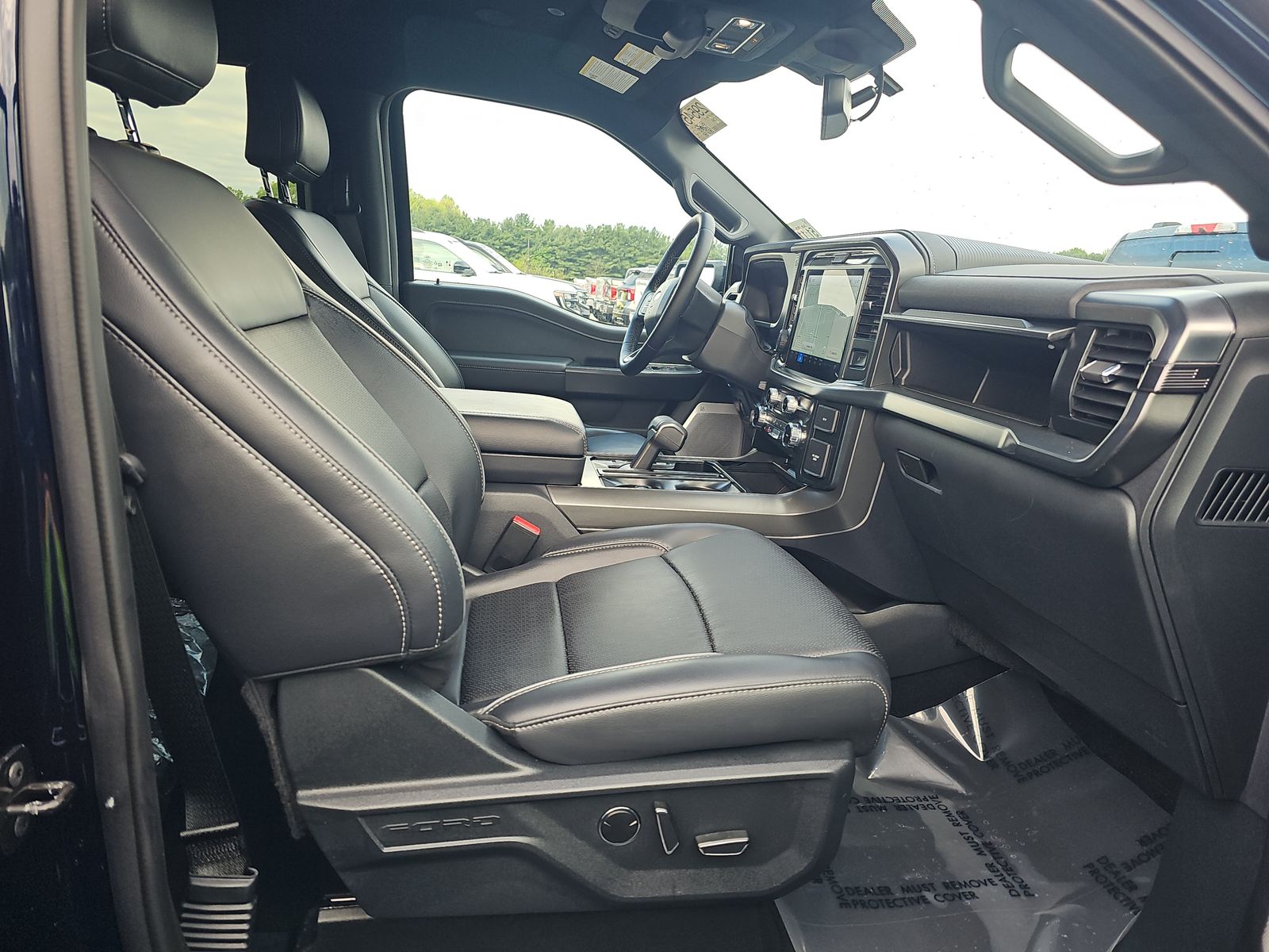 2025 Ford F-150 Hybrid Lariat AWD