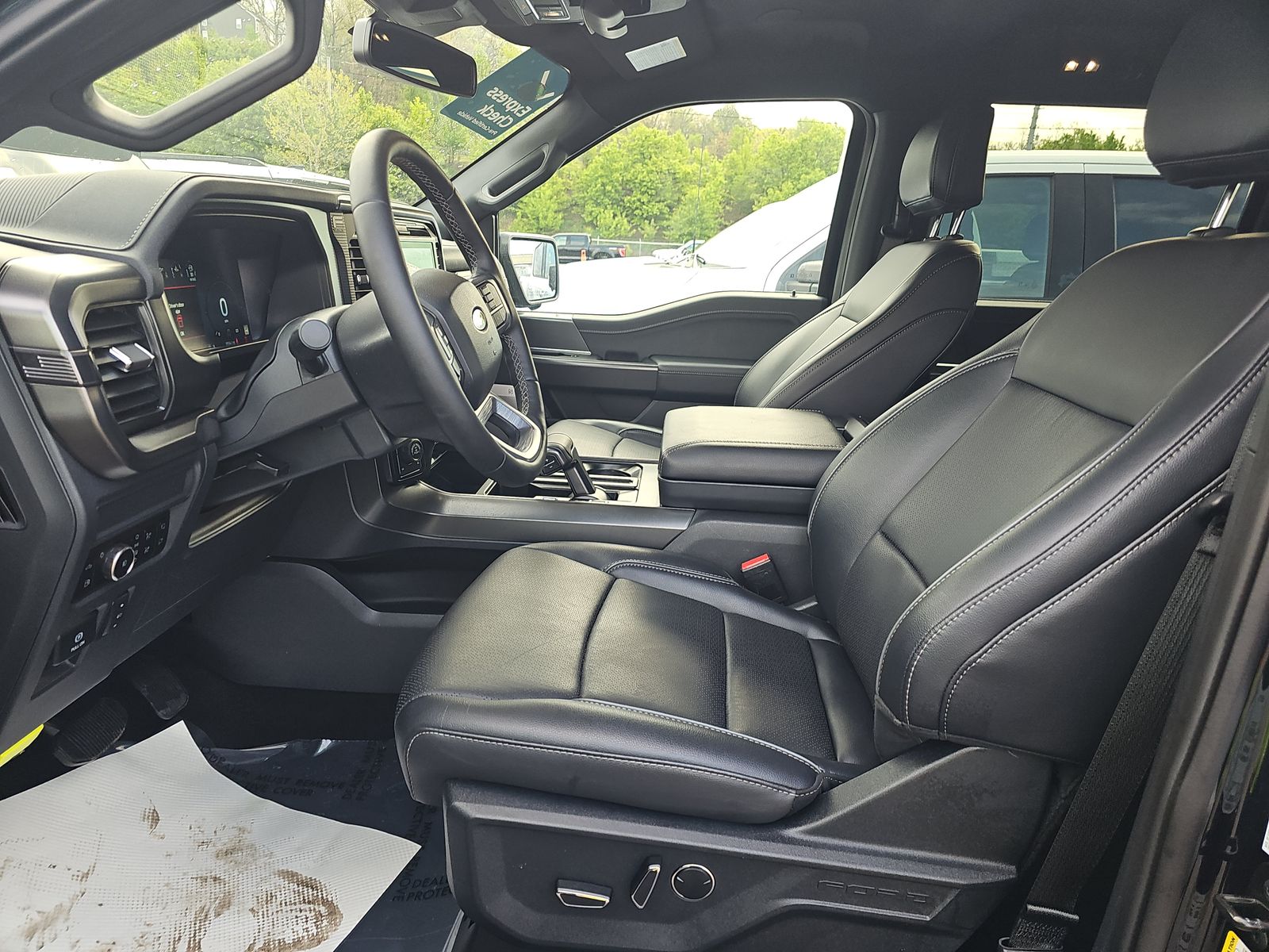 2025 Ford F-150 Hybrid Lariat AWD