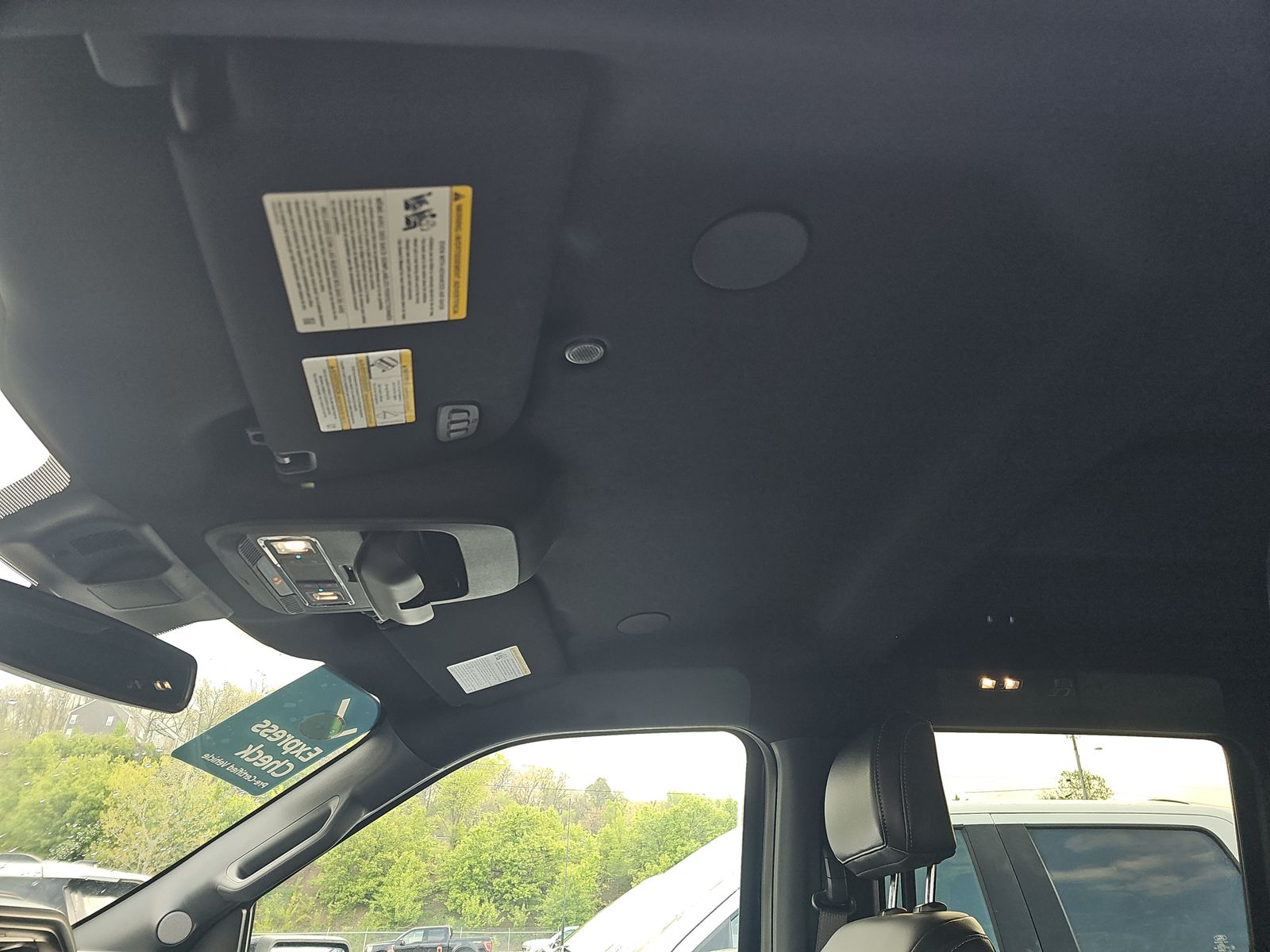 2025 Ford F-150 Hybrid Lariat AWD