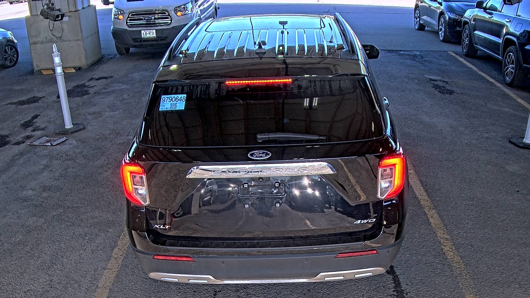 FORD EXPLORER - 6