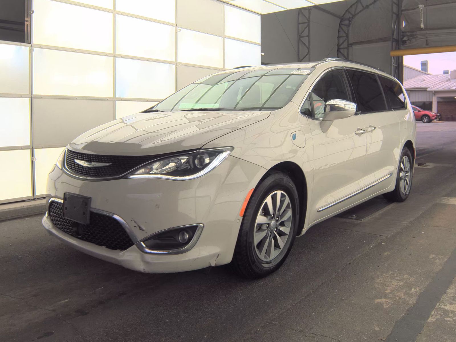 2020 Chrysler Pacifica Hybrid Limited FWD