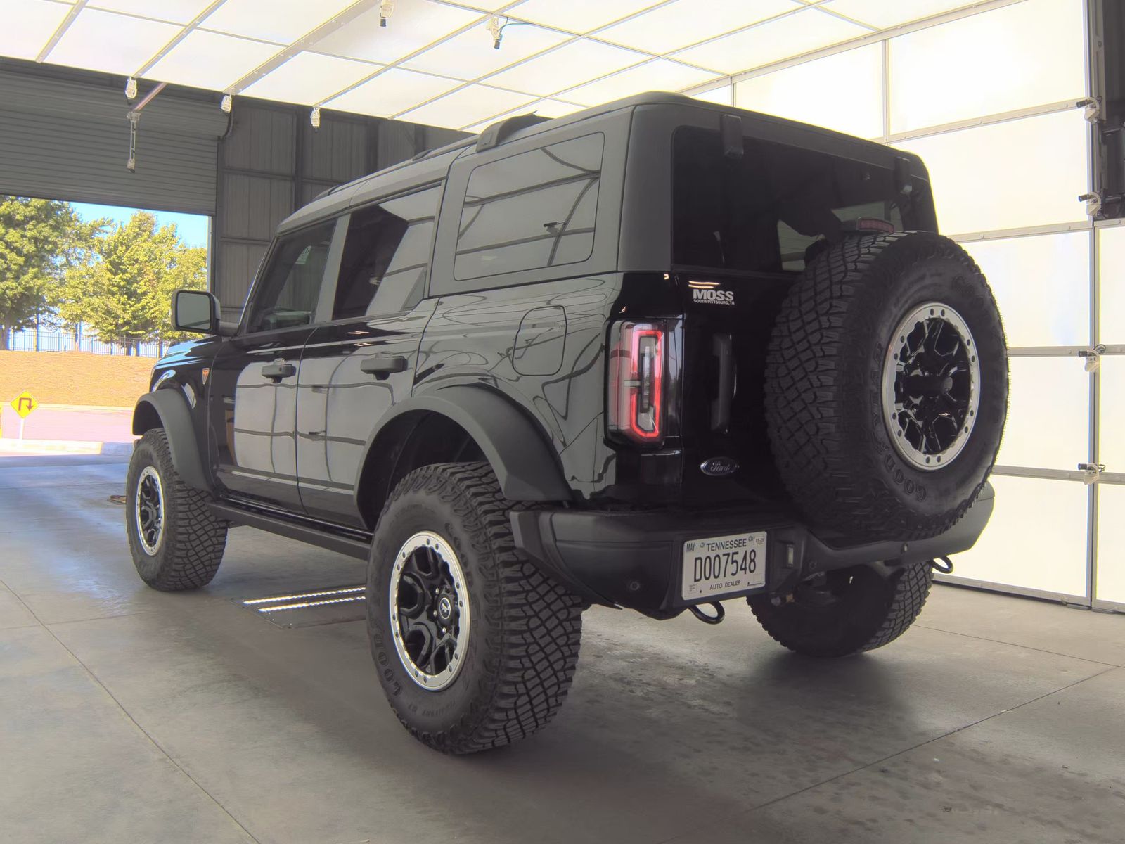 FORD BRONCO - 3