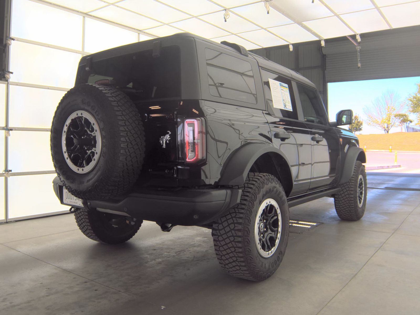 FORD BRONCO - 5