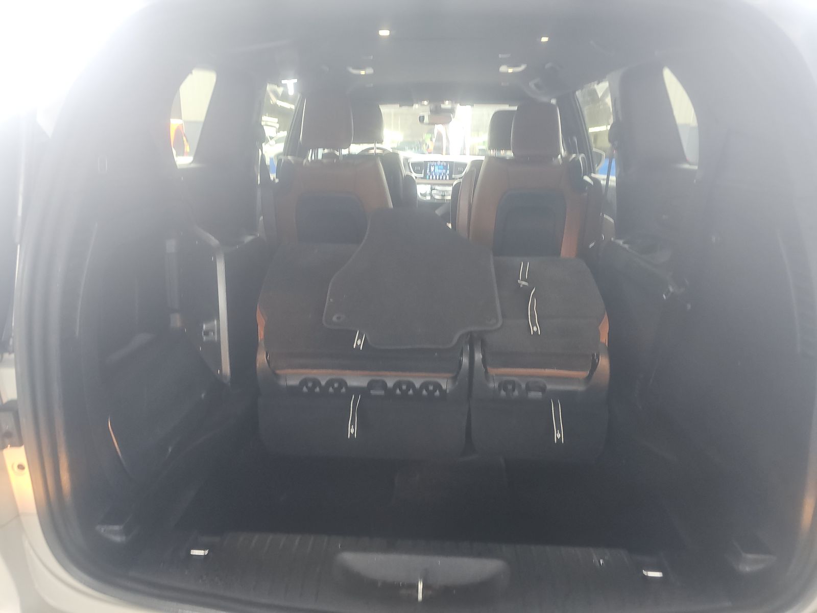 2020 Chrysler Pacifica Hybrid Limited FWD