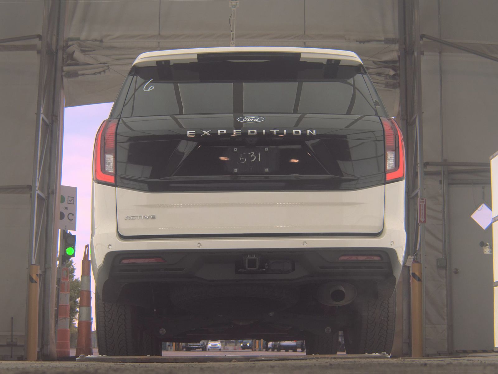 FORD EXPEDITION - 8