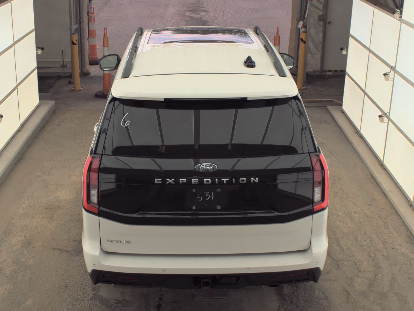 FORD EXPEDITION - 7