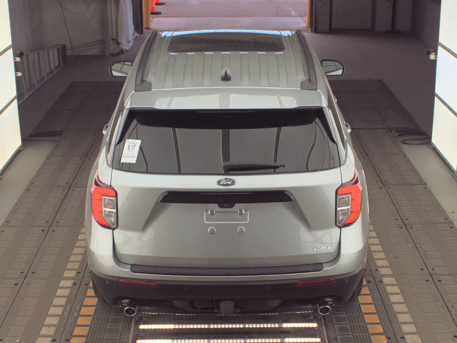 FORD EXPLORER - 7