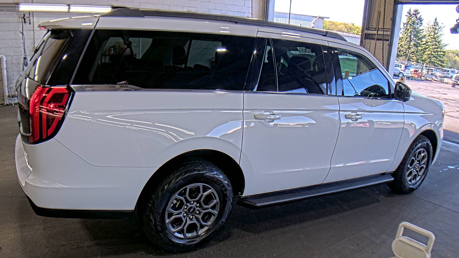 FORD EXPEDITION MAX - 5