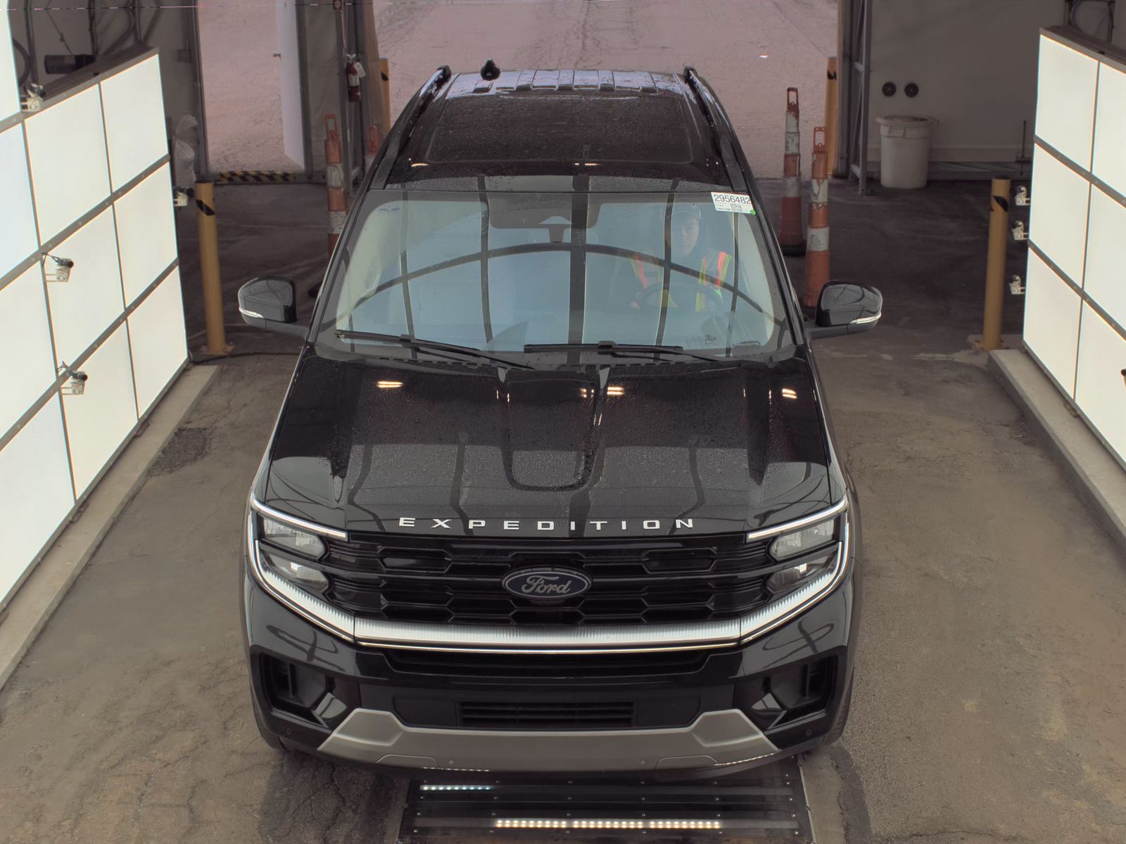 FORD EXPEDITION - 3