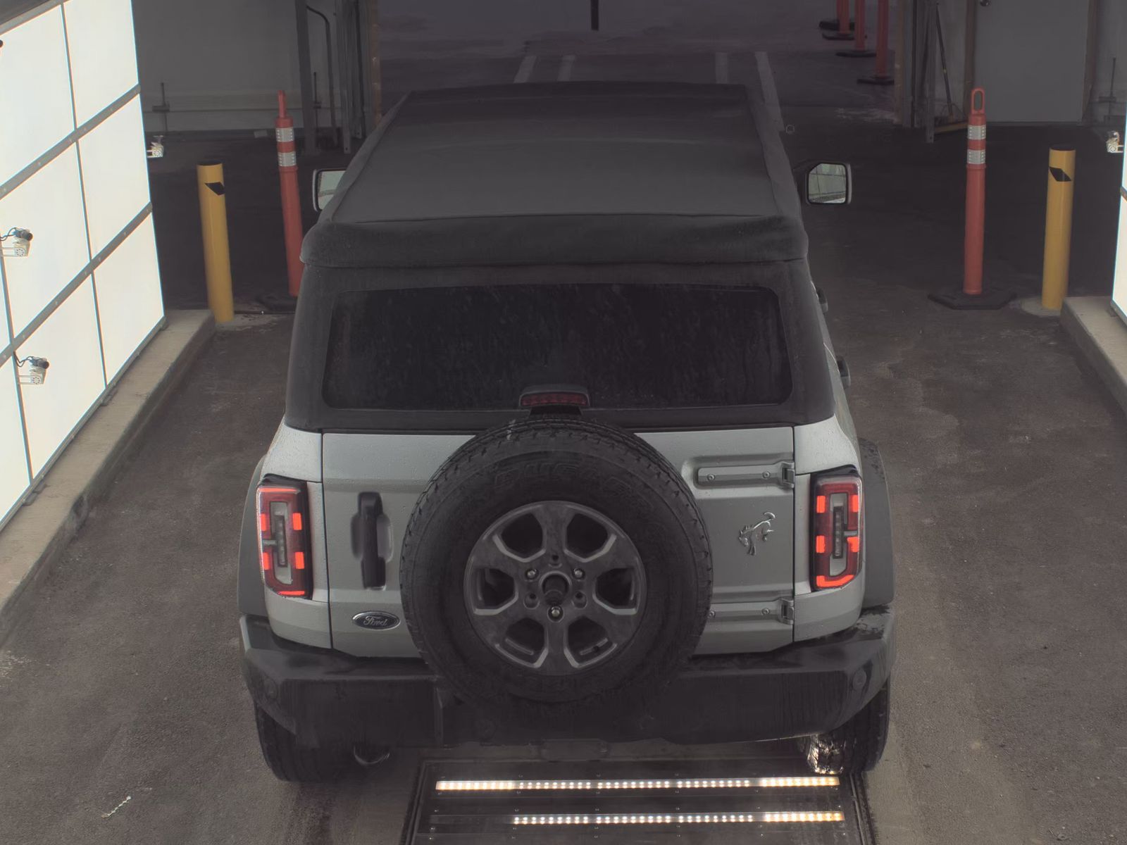 FORD BRONCO - 7
