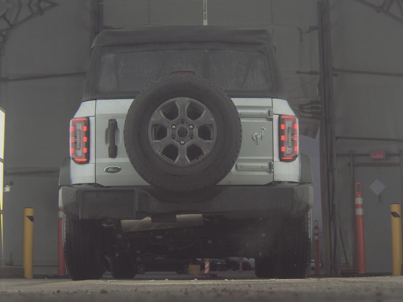 FORD BRONCO - 8