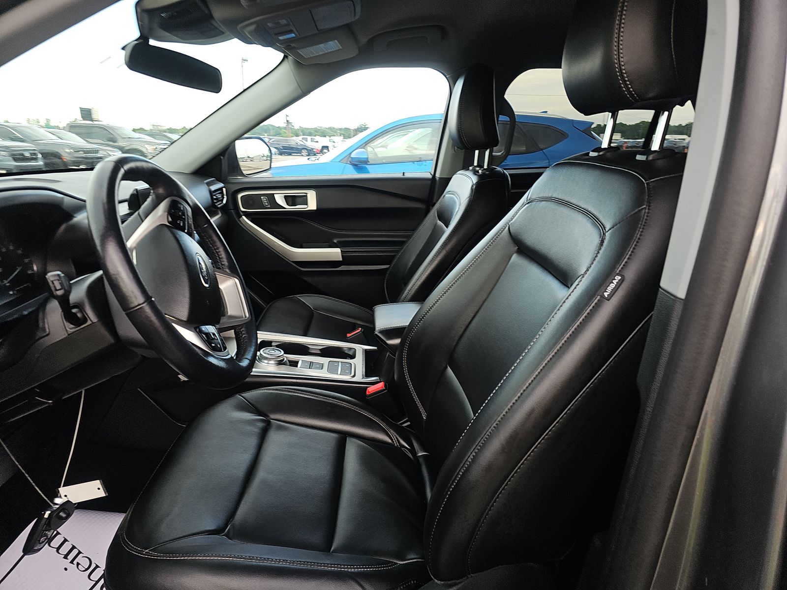 FORD EXPLORER - 8