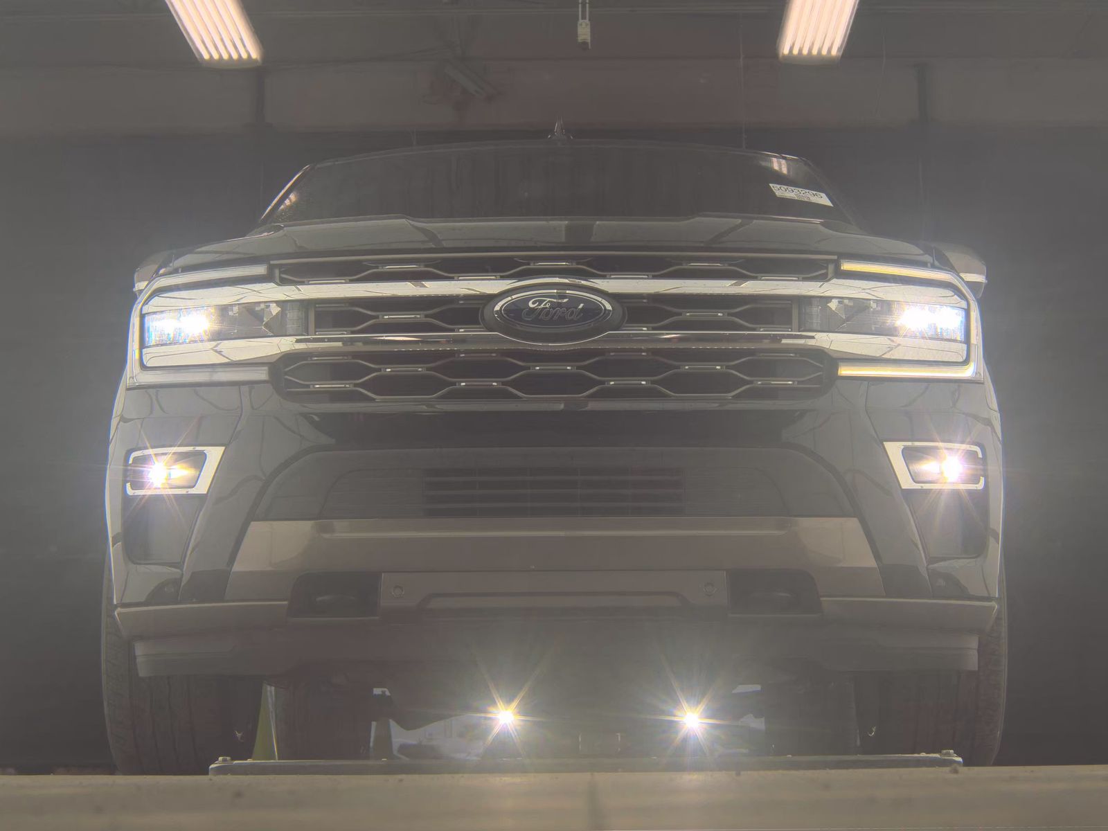 FORD EXPEDITION - 4