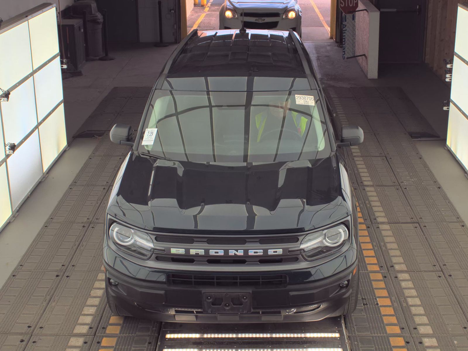FORD BRONCO - 3