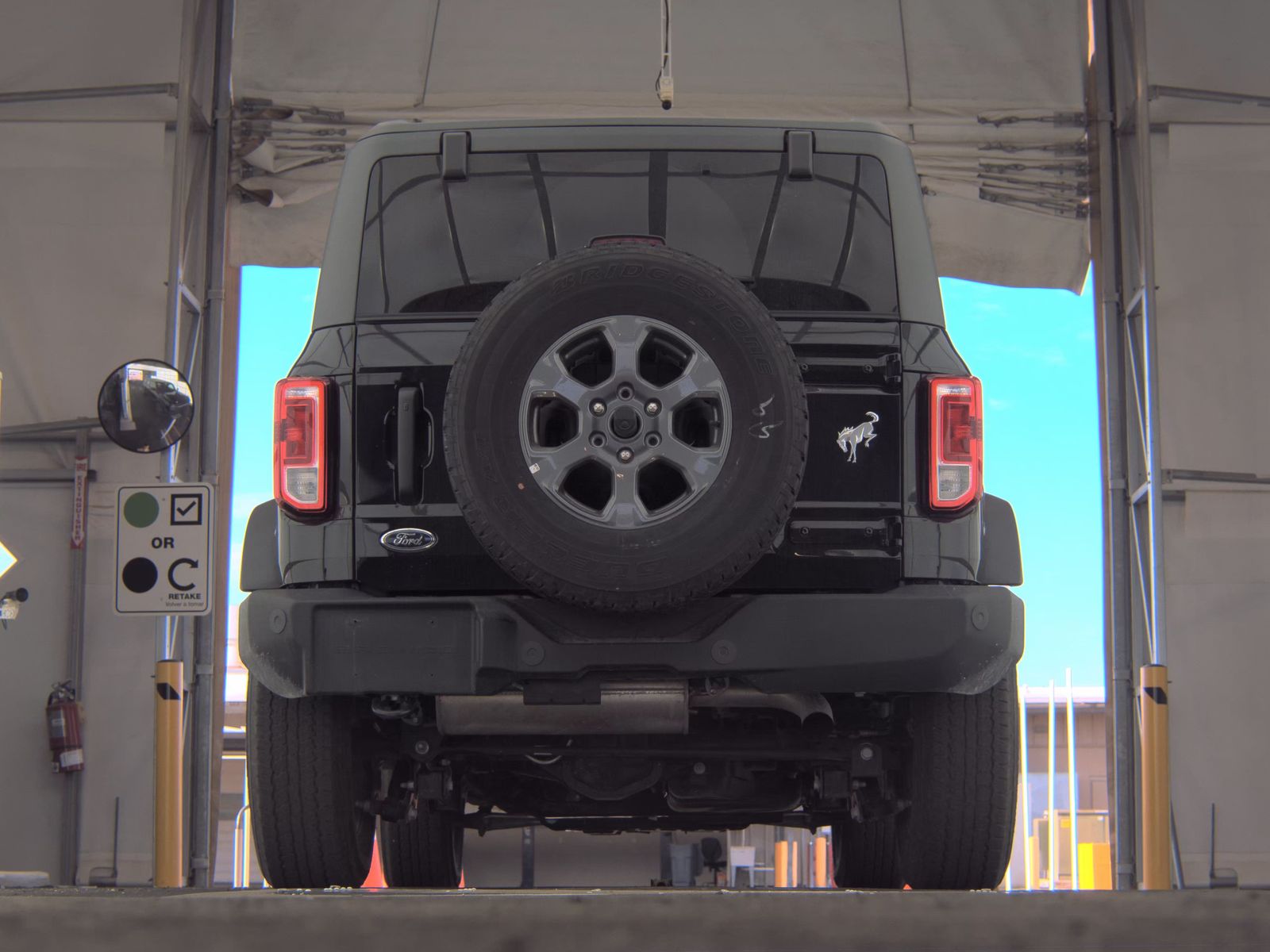 FORD BRONCO - 8