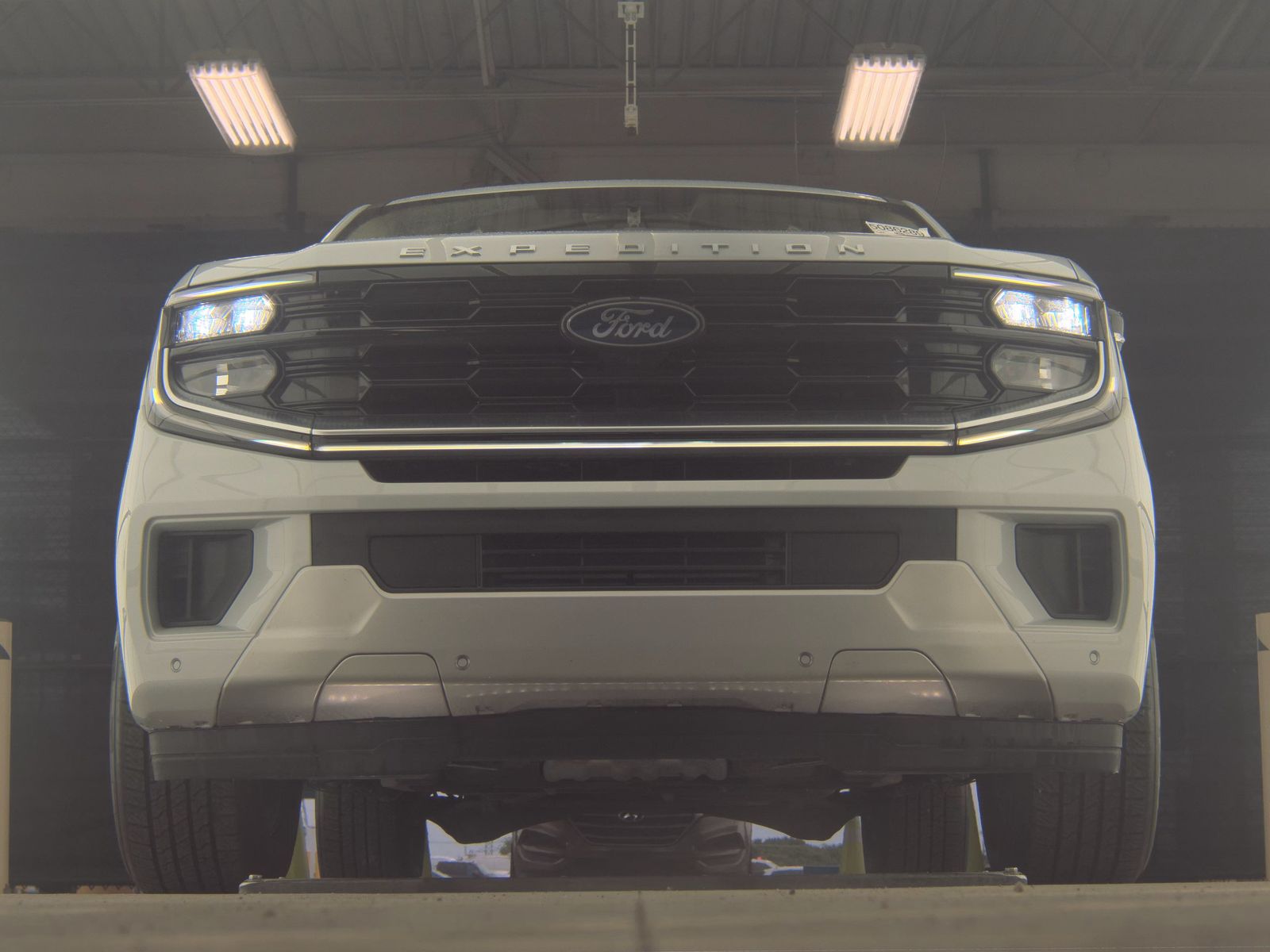 FORD EXPEDITION - 4