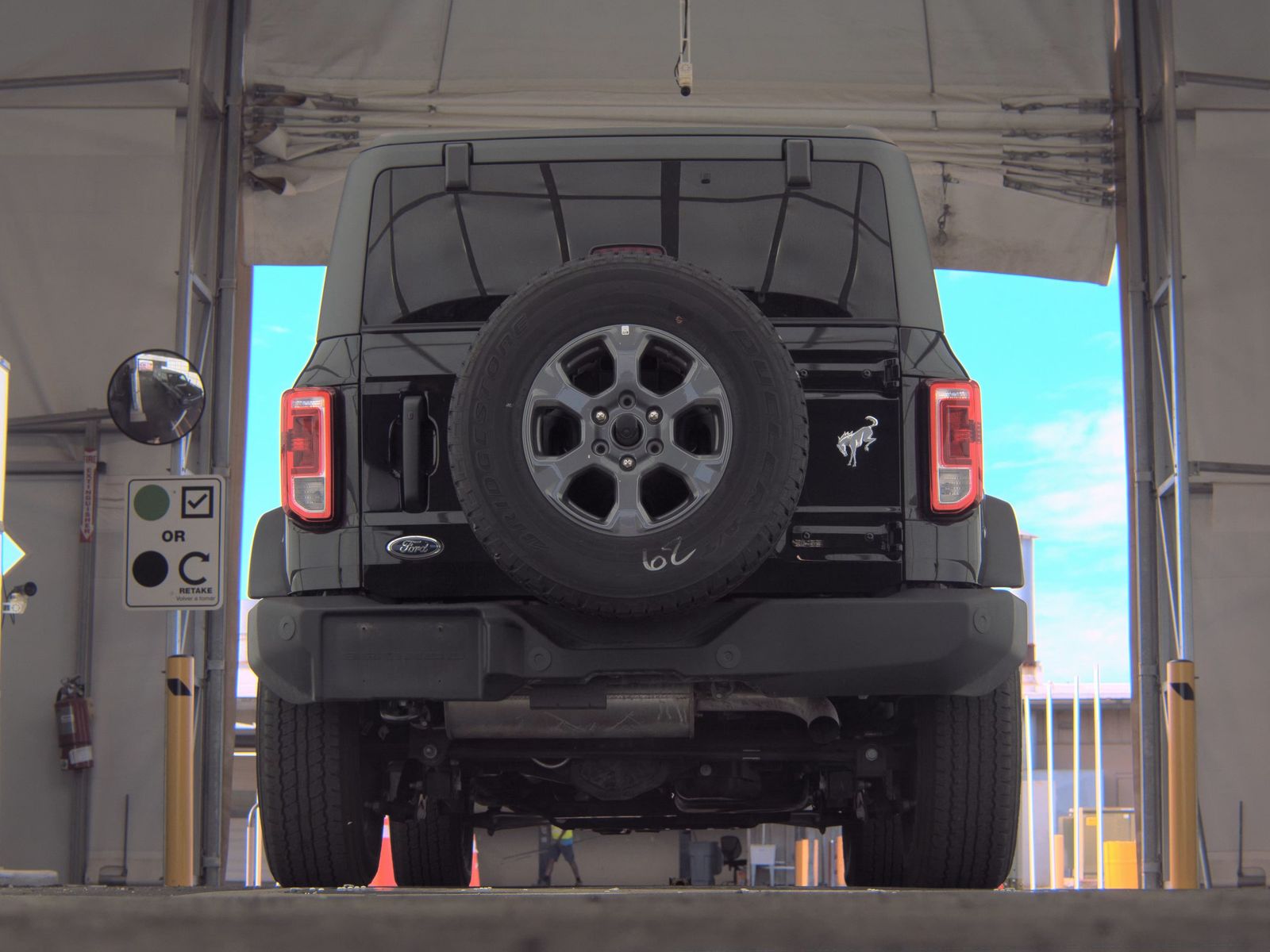 FORD BRONCO - 8