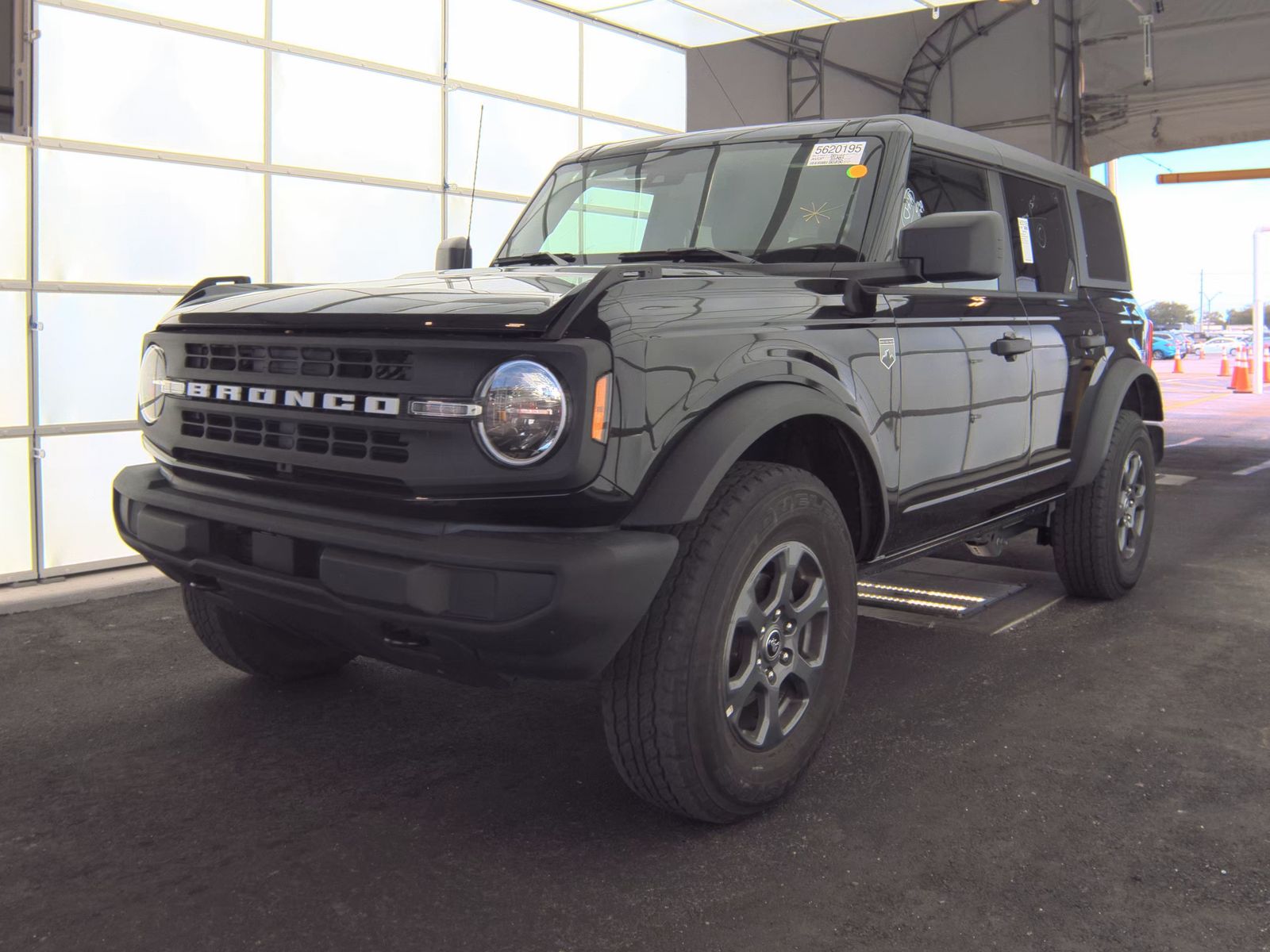 FORD BRONCO - 1