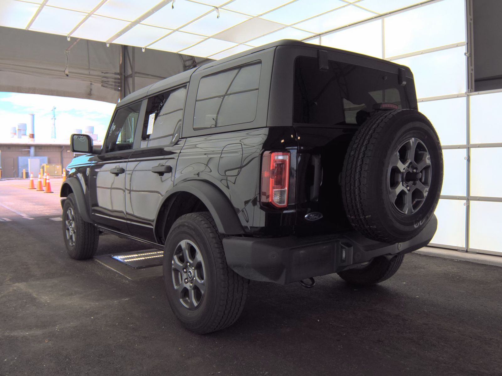 FORD BRONCO - 9