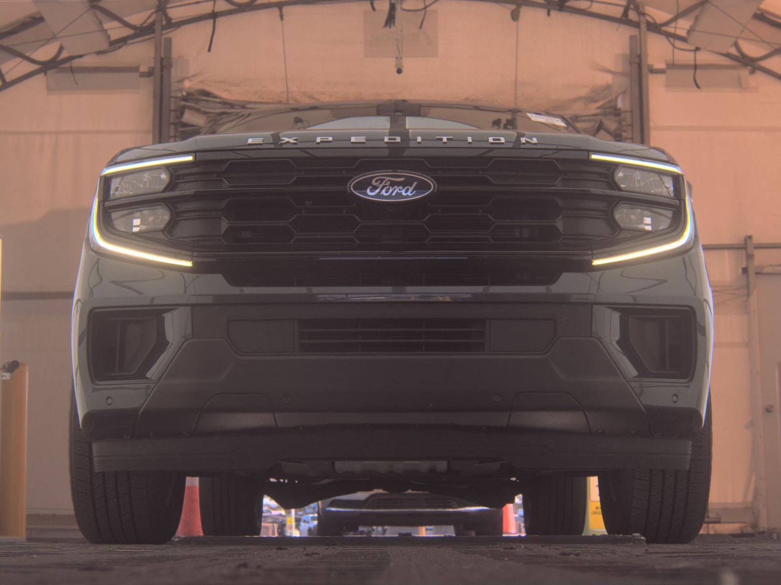 FORD EXPEDITION MAX - 4